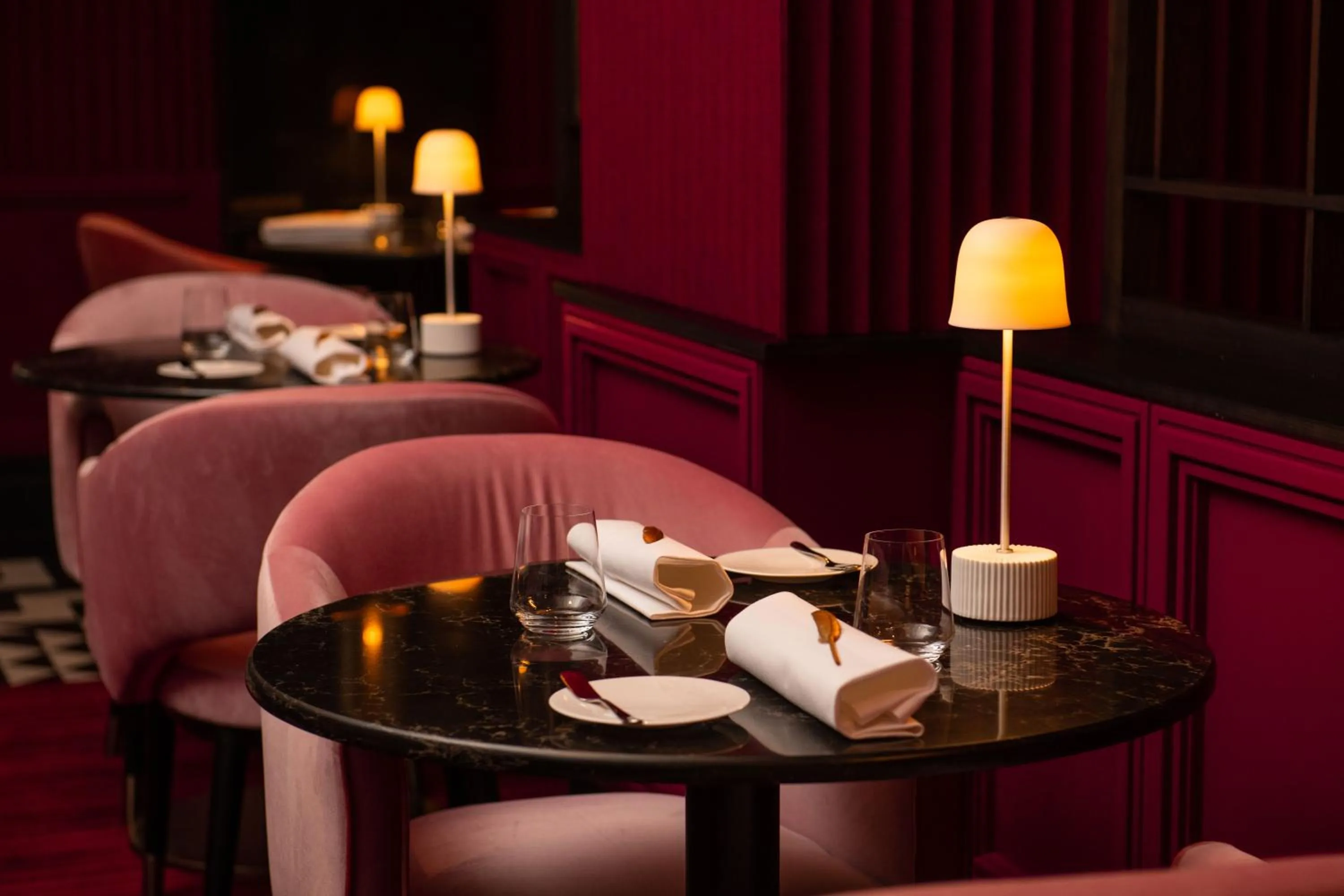 Restaurant/places to eat in Conrad London St James