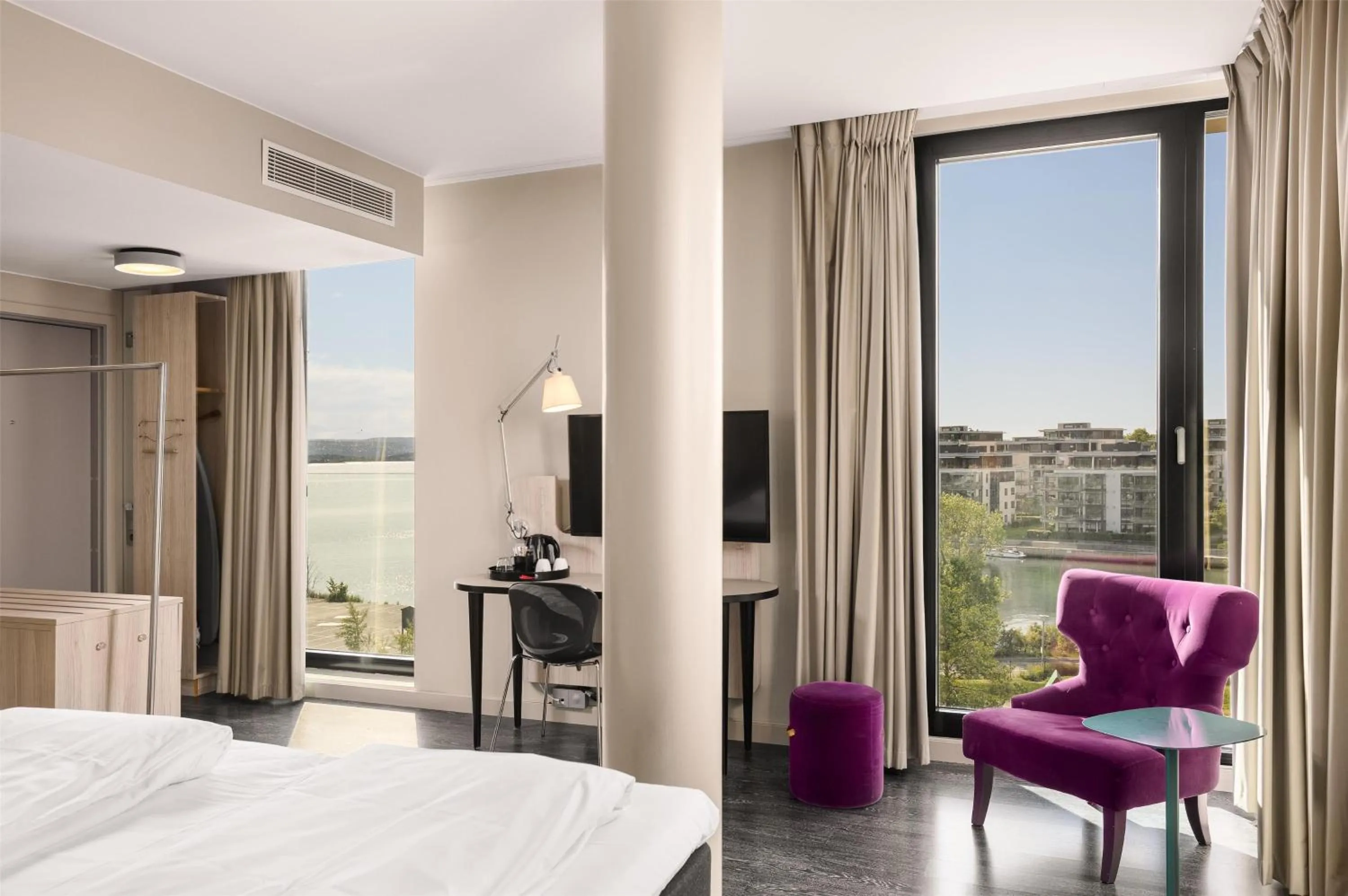 Bedroom, Bed in Scandic Fornebu