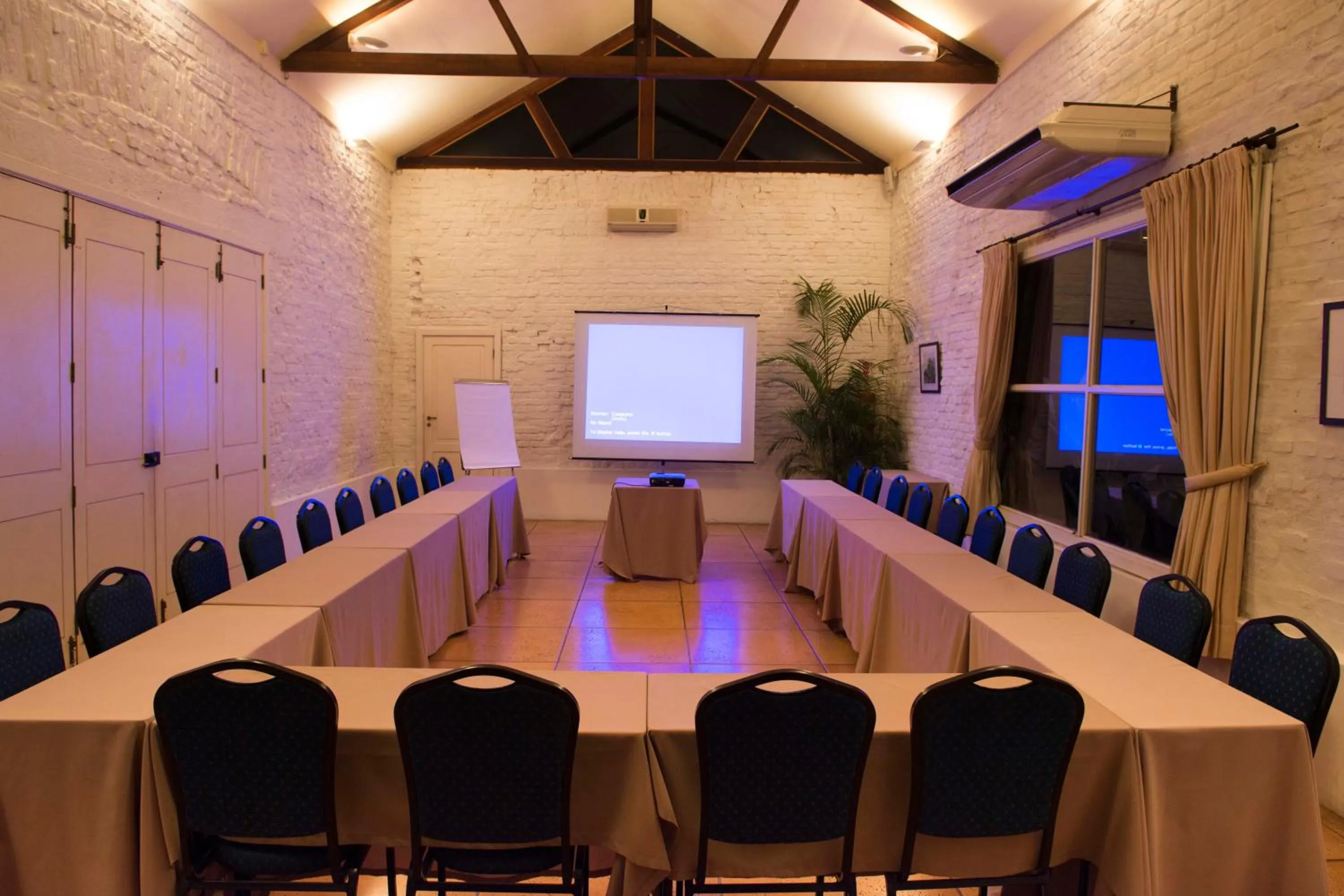 Business facilities in Hotel Solar do Império