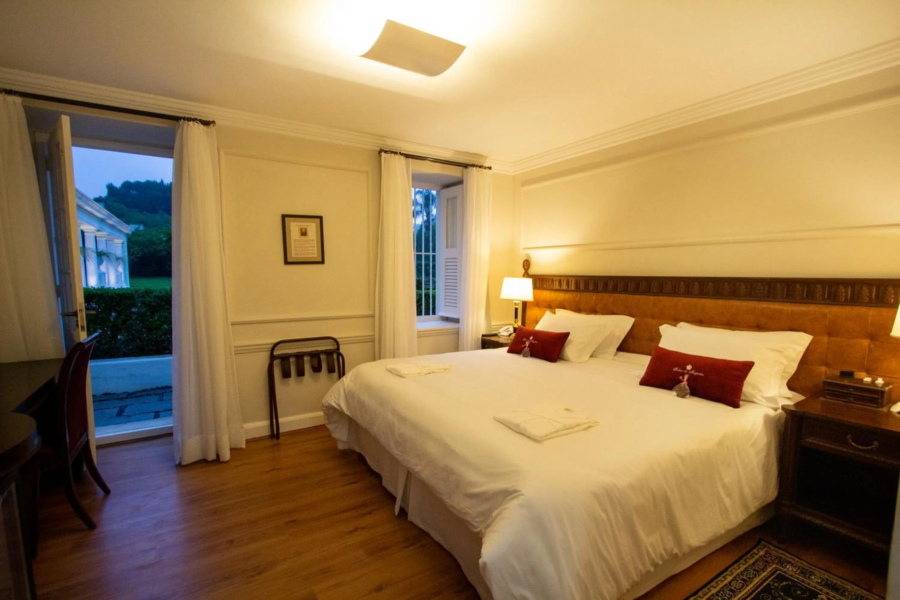 Bed in Hotel Solar do Império