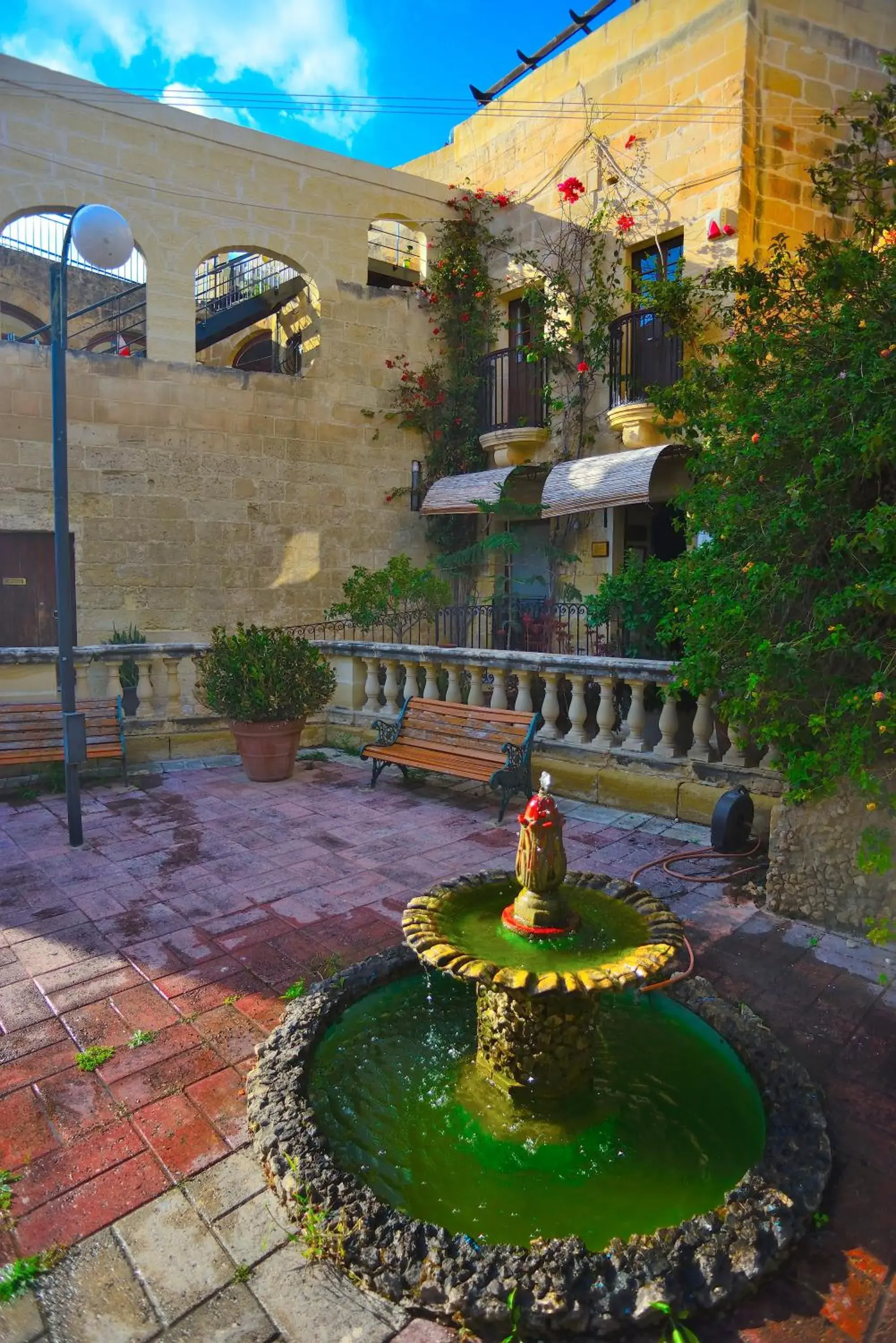 Facade/entrance in The Burrow Guest House Facade/entrance in The Burrow Guest House