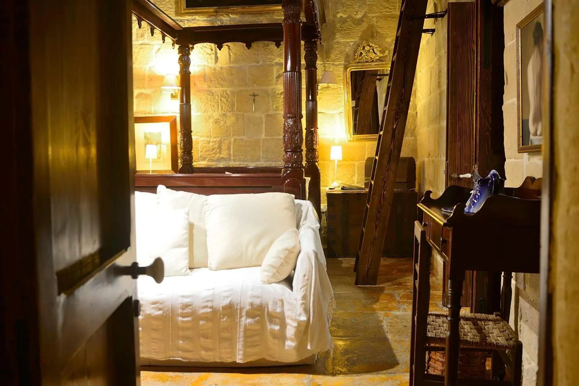 Bedroom in The Burrow Guest House