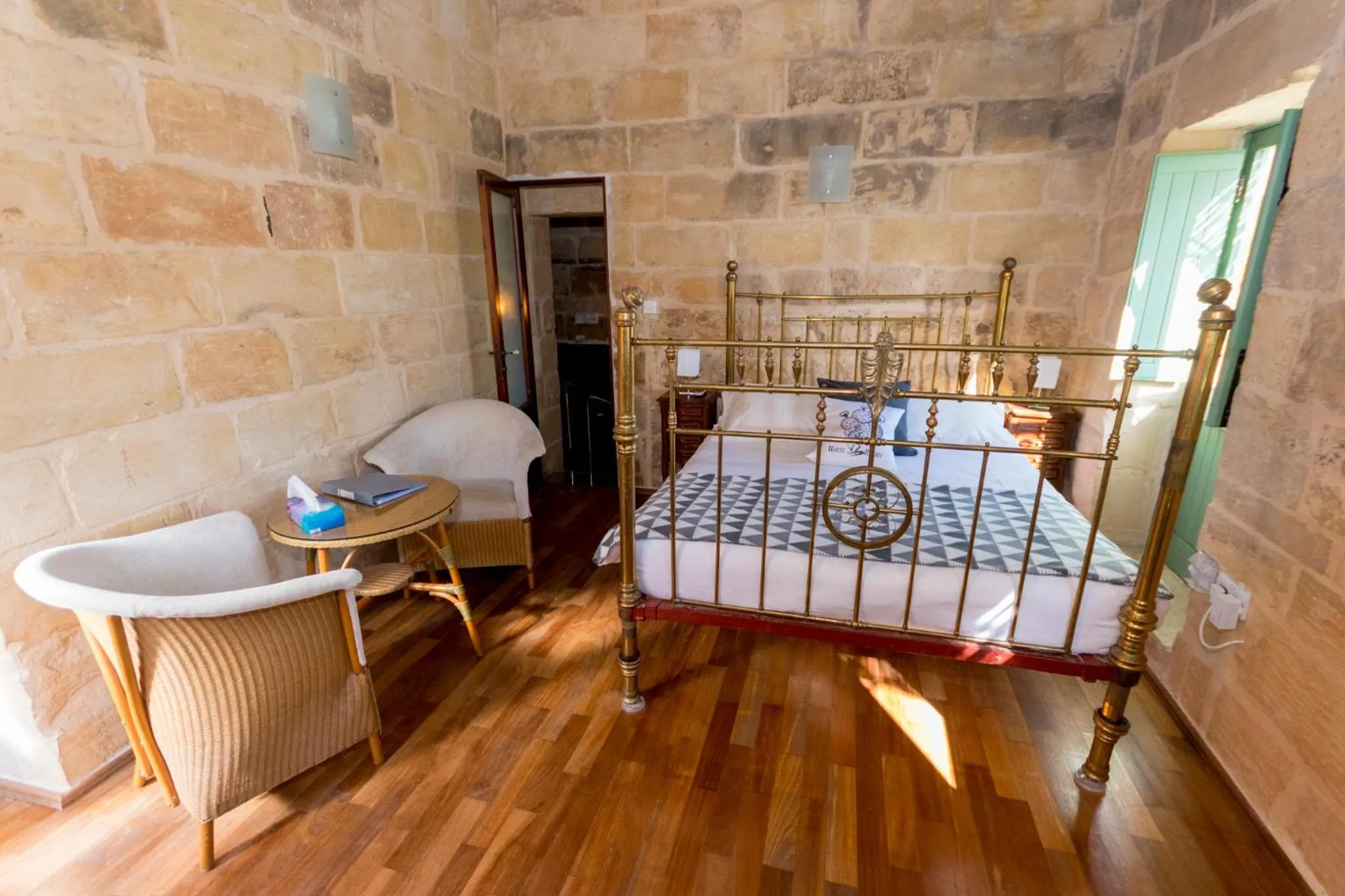 Bedroom, Bed in The Burrow Guest House
