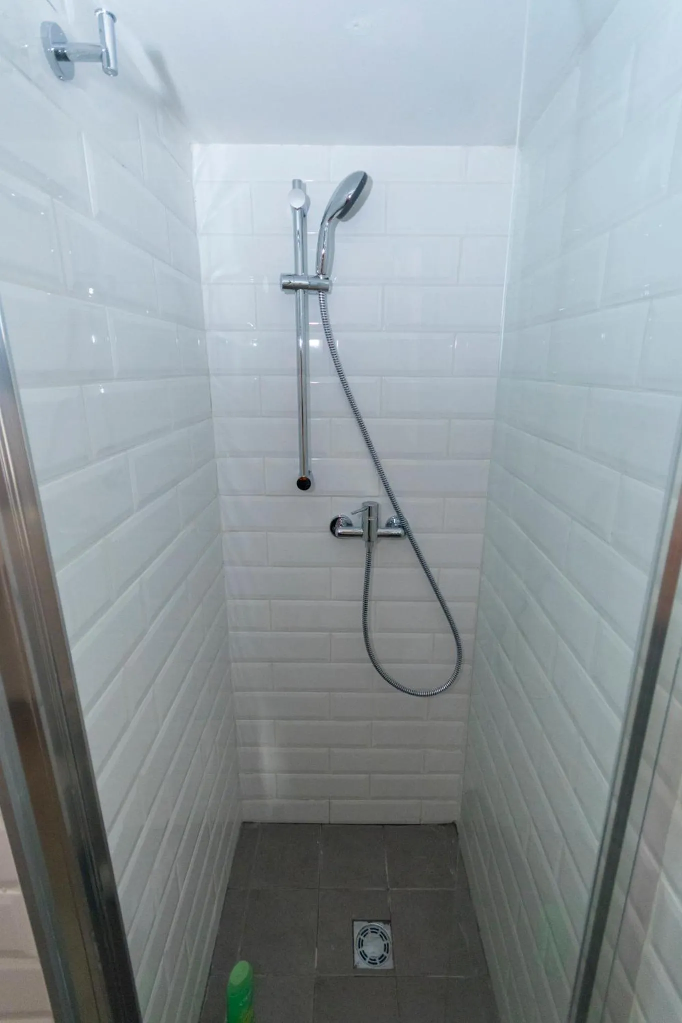 Shower in The Burrow Guest House