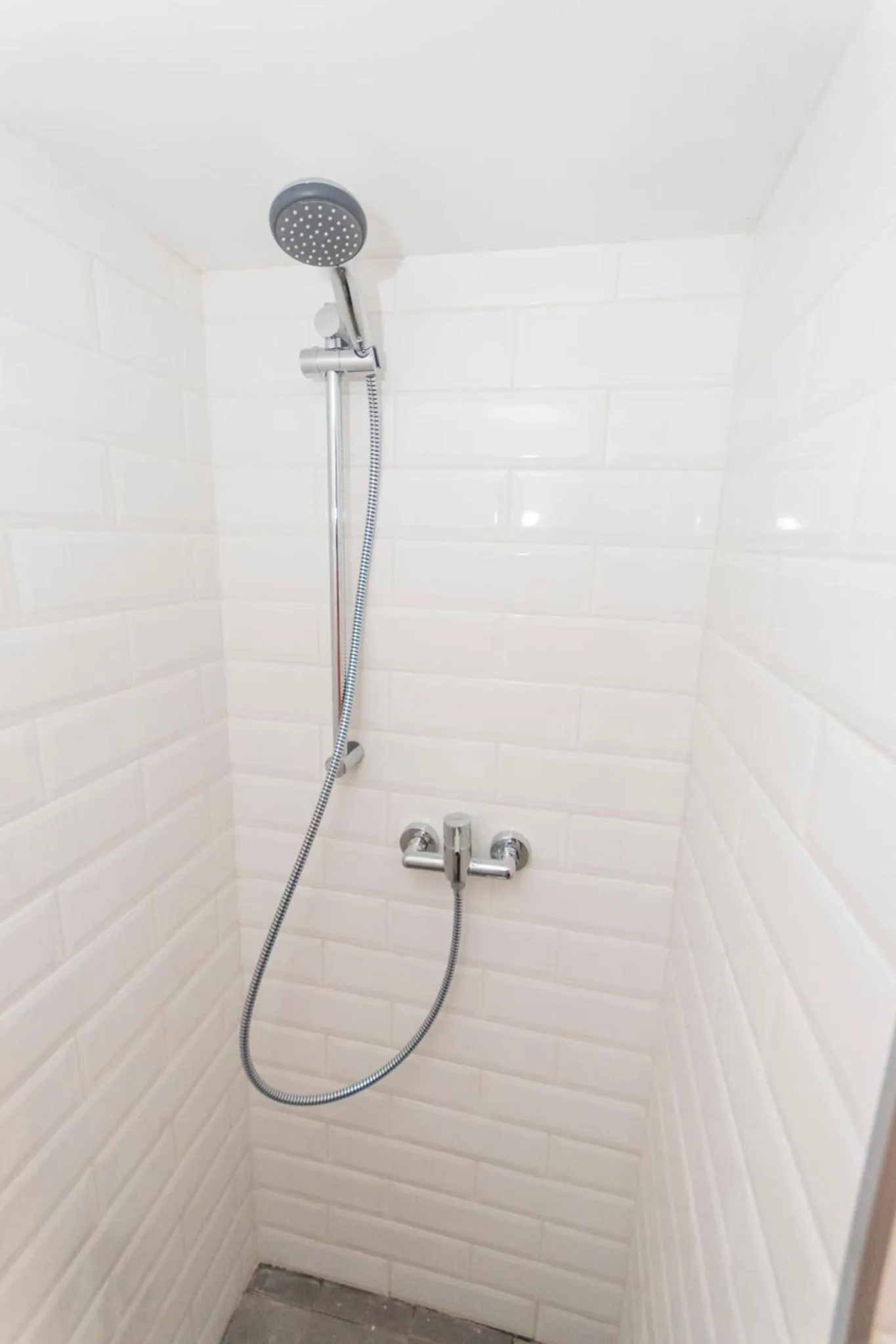 Shower in The Burrow Guest House