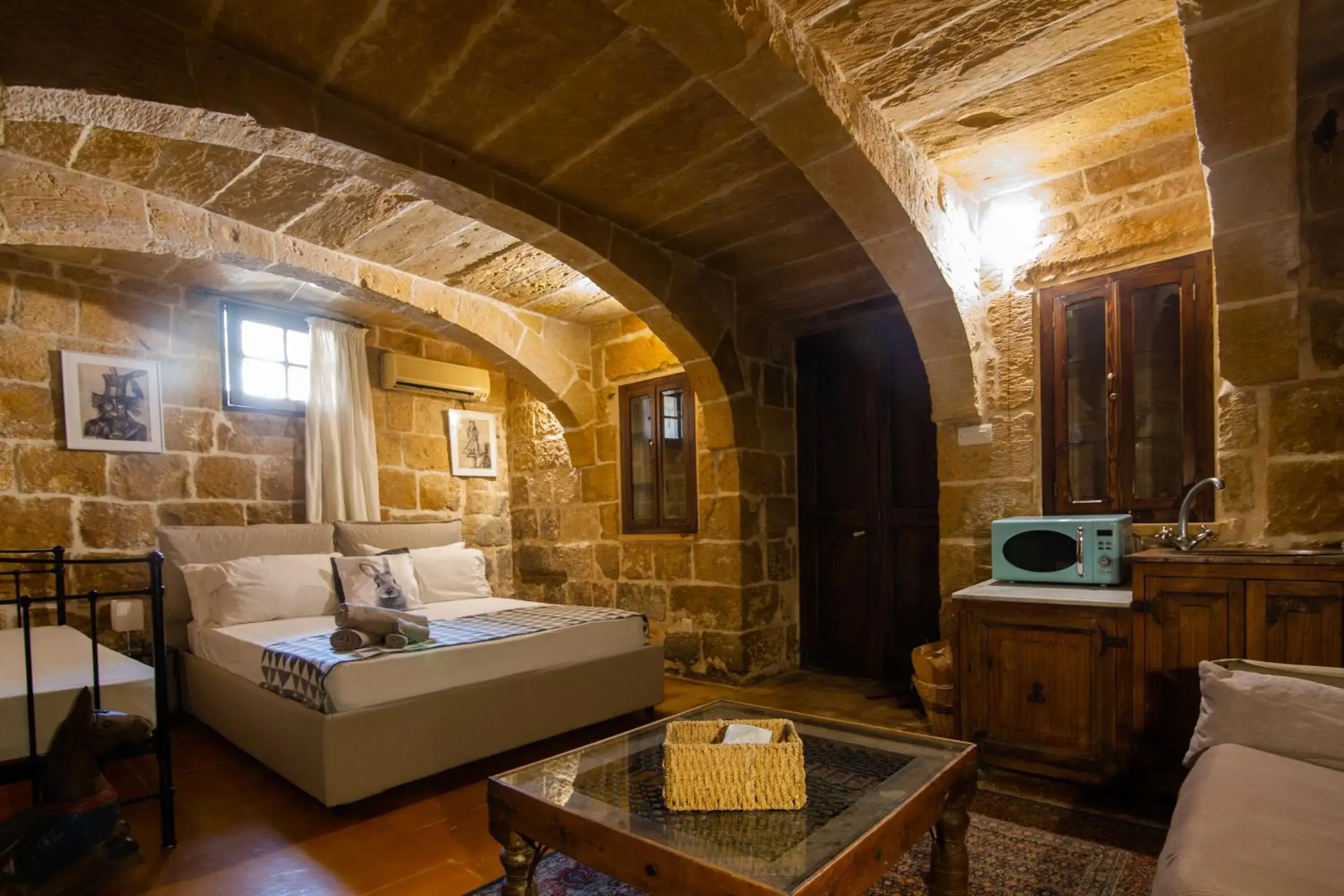 Bed in The Burrow Guest House Bed in The Burrow Guest House