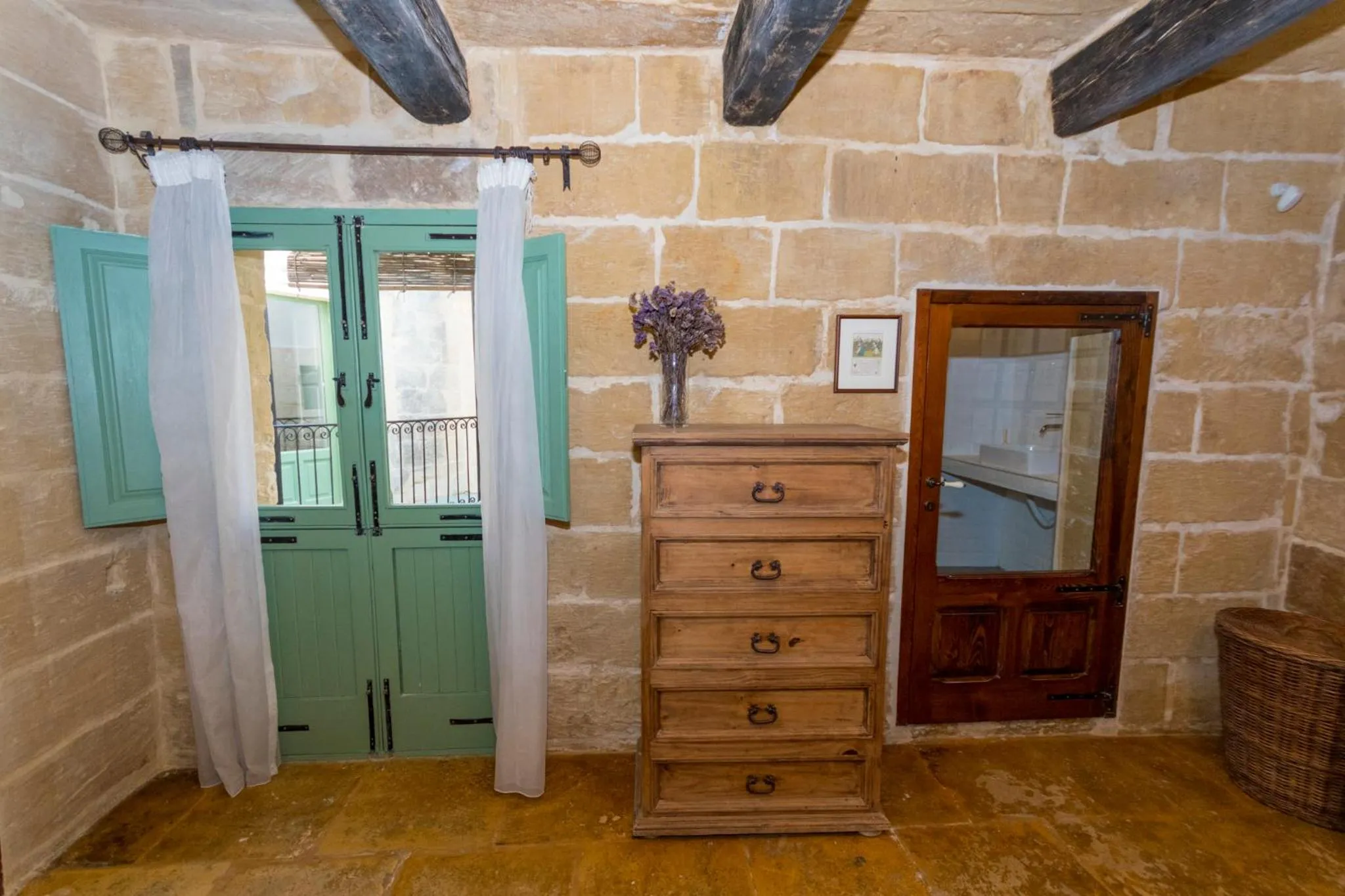 Balcony/Terrace in The Burrow Guest House