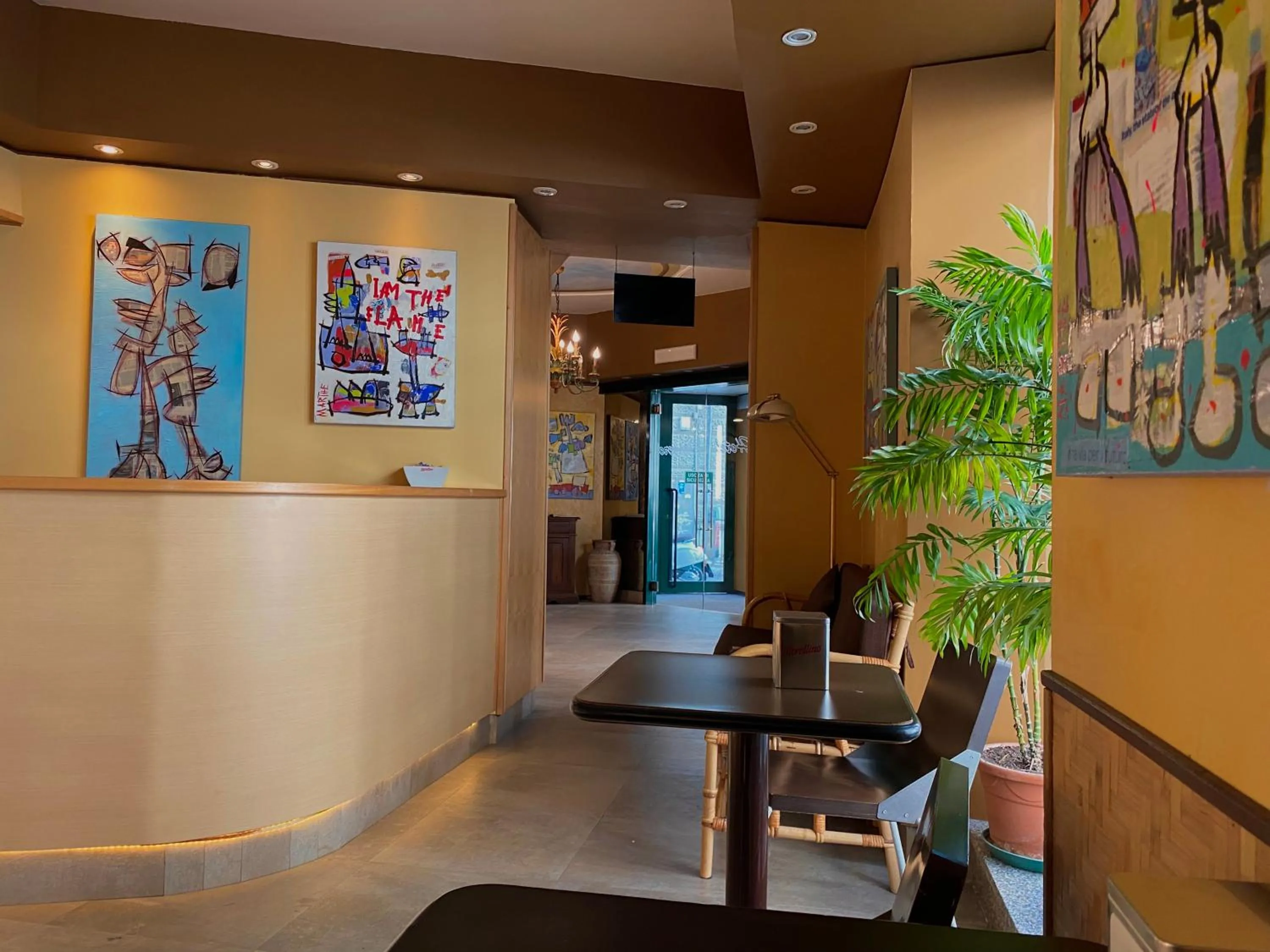 Restaurant/places to eat in Hotel Rainero