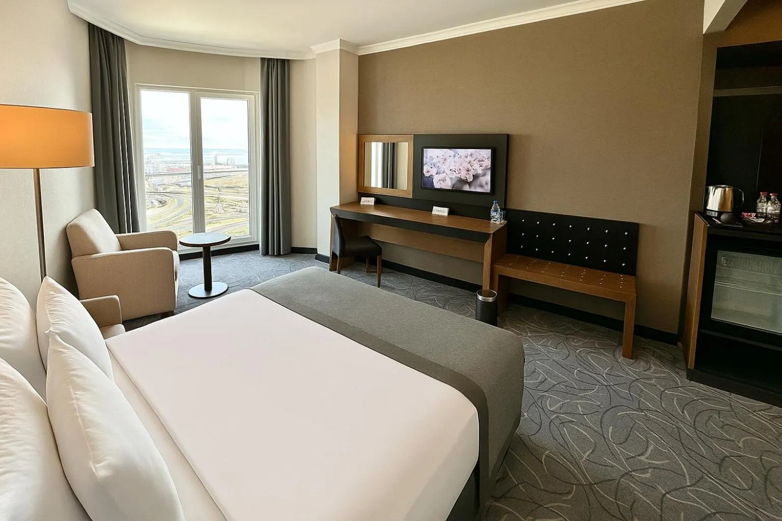 Bedroom, Bed in Ramada by Wyndham Tekirdağ