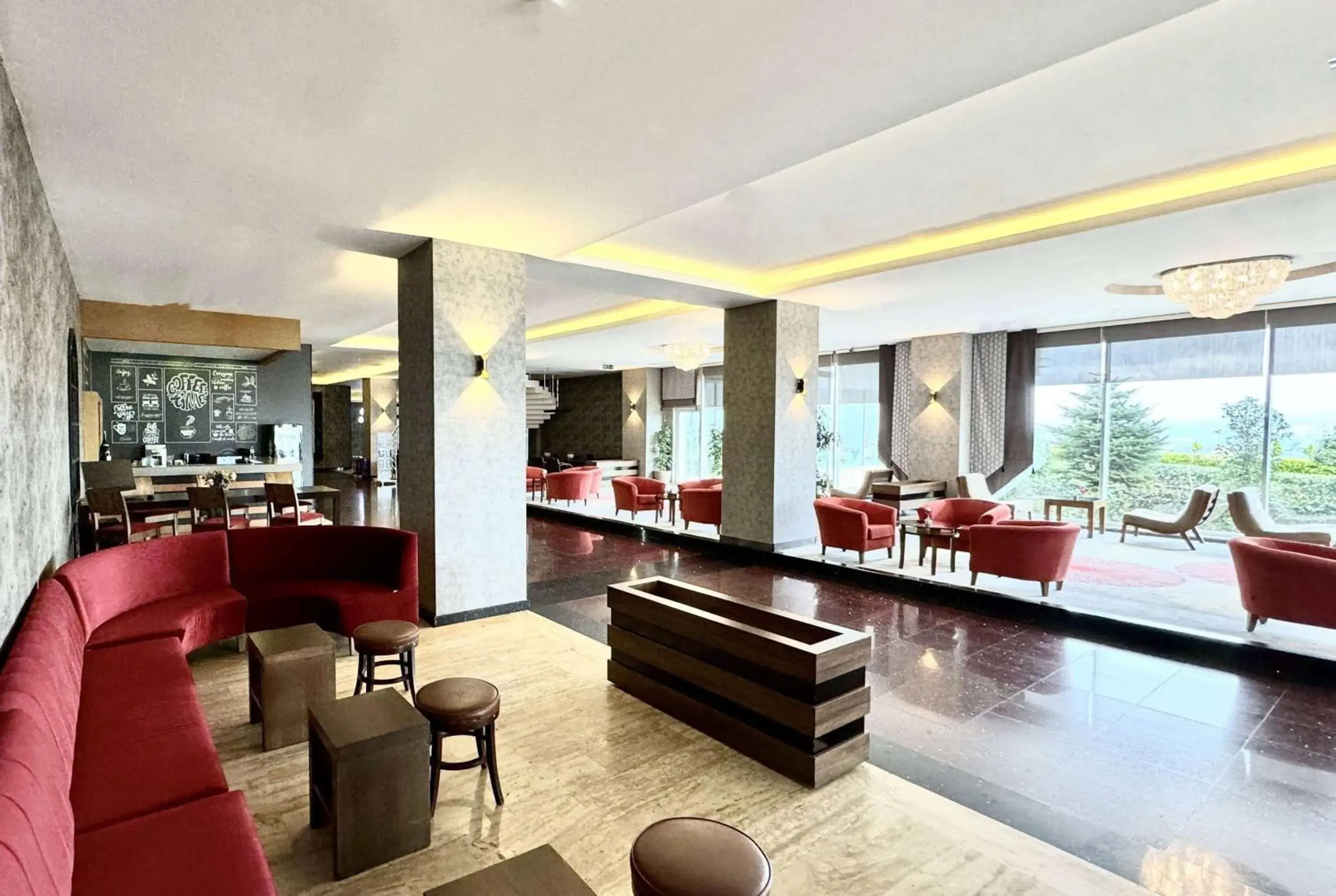 Restaurant/places to eat in Ramada by Wyndham Tekirdağ Restaurant/places to eat in Ramada by Wyndham Tekirdağ