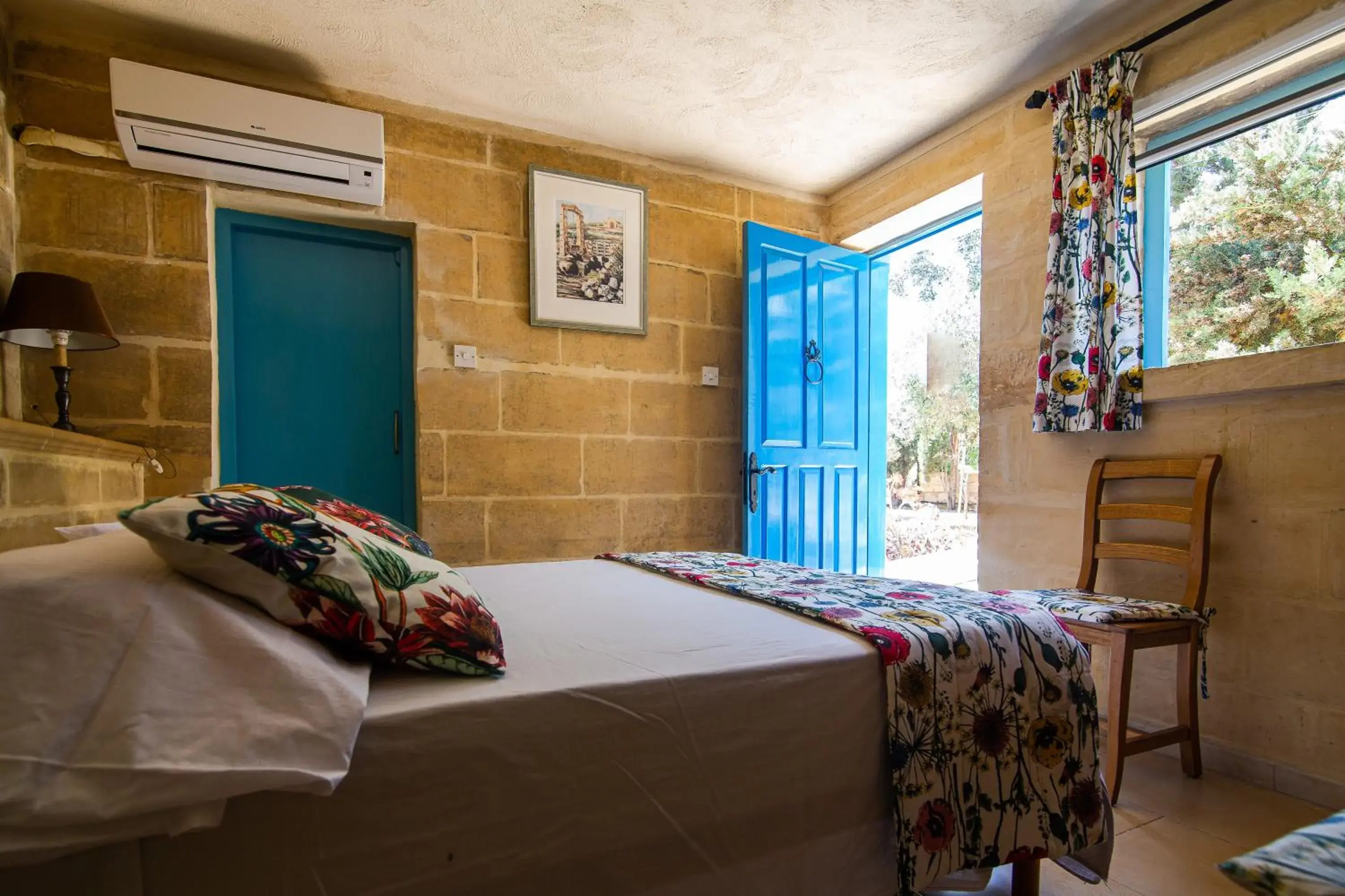 Bedroom, Bed in Ta' Bertu Host Family Bed & Breakfast Bedroom, Bed in Ta' Bertu Host Family Bed & Breakfast