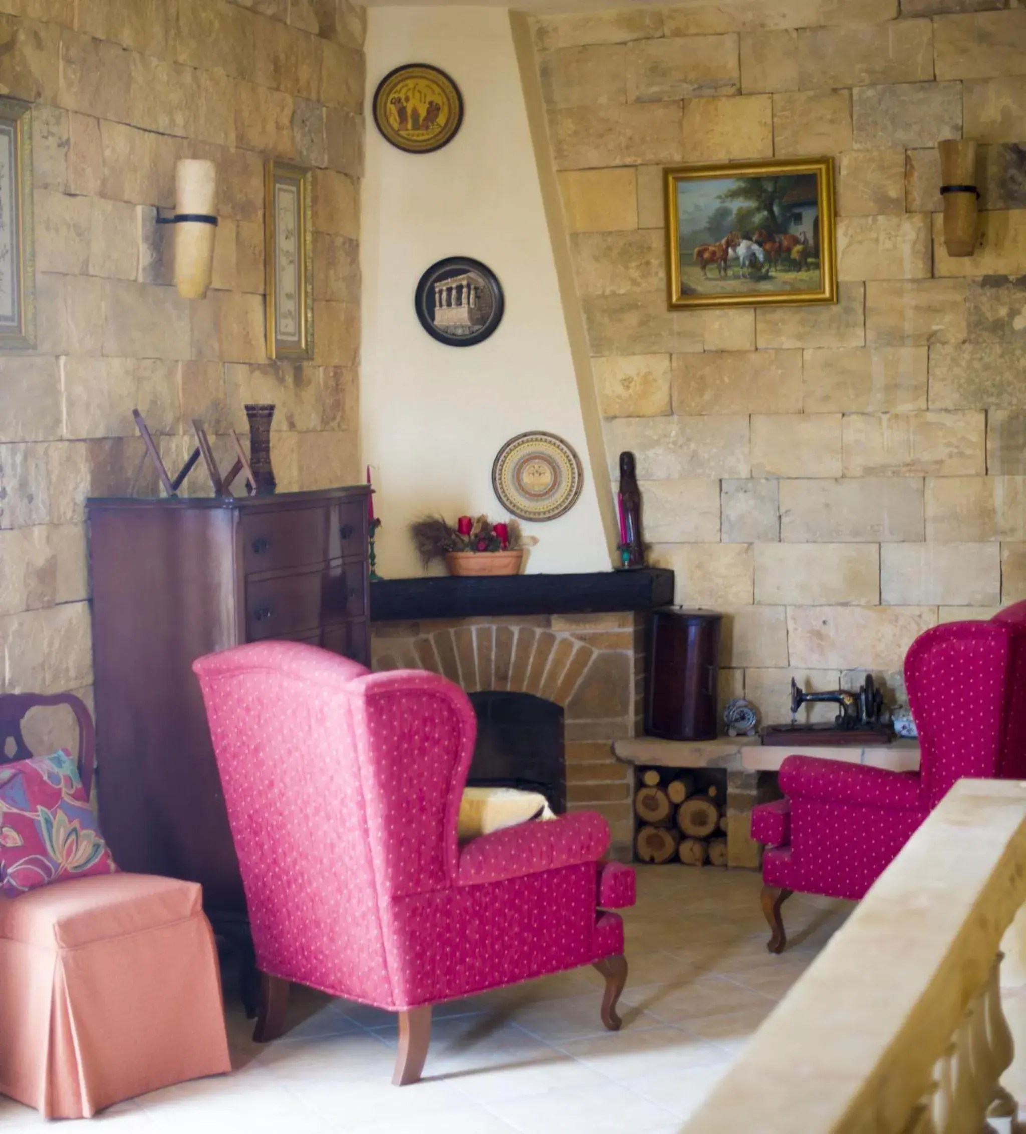 Seating area in Ta' Bertu Host Family Bed & Breakfast Seating area in Ta' Bertu Host Family Bed & Breakfast