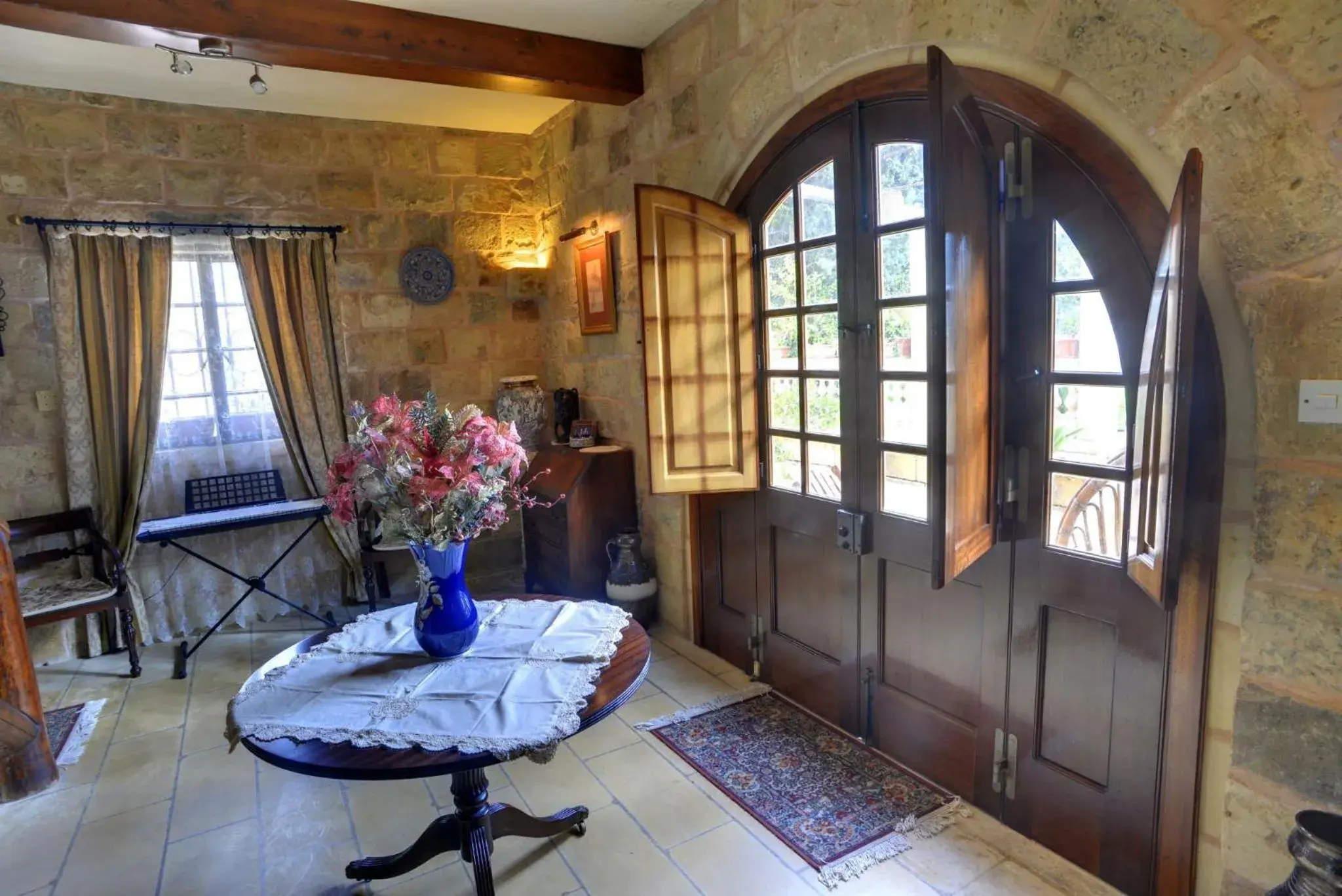 Day in Ta' Bertu Host Family Bed & Breakfast Day in Ta' Bertu Host Family Bed & Breakfast