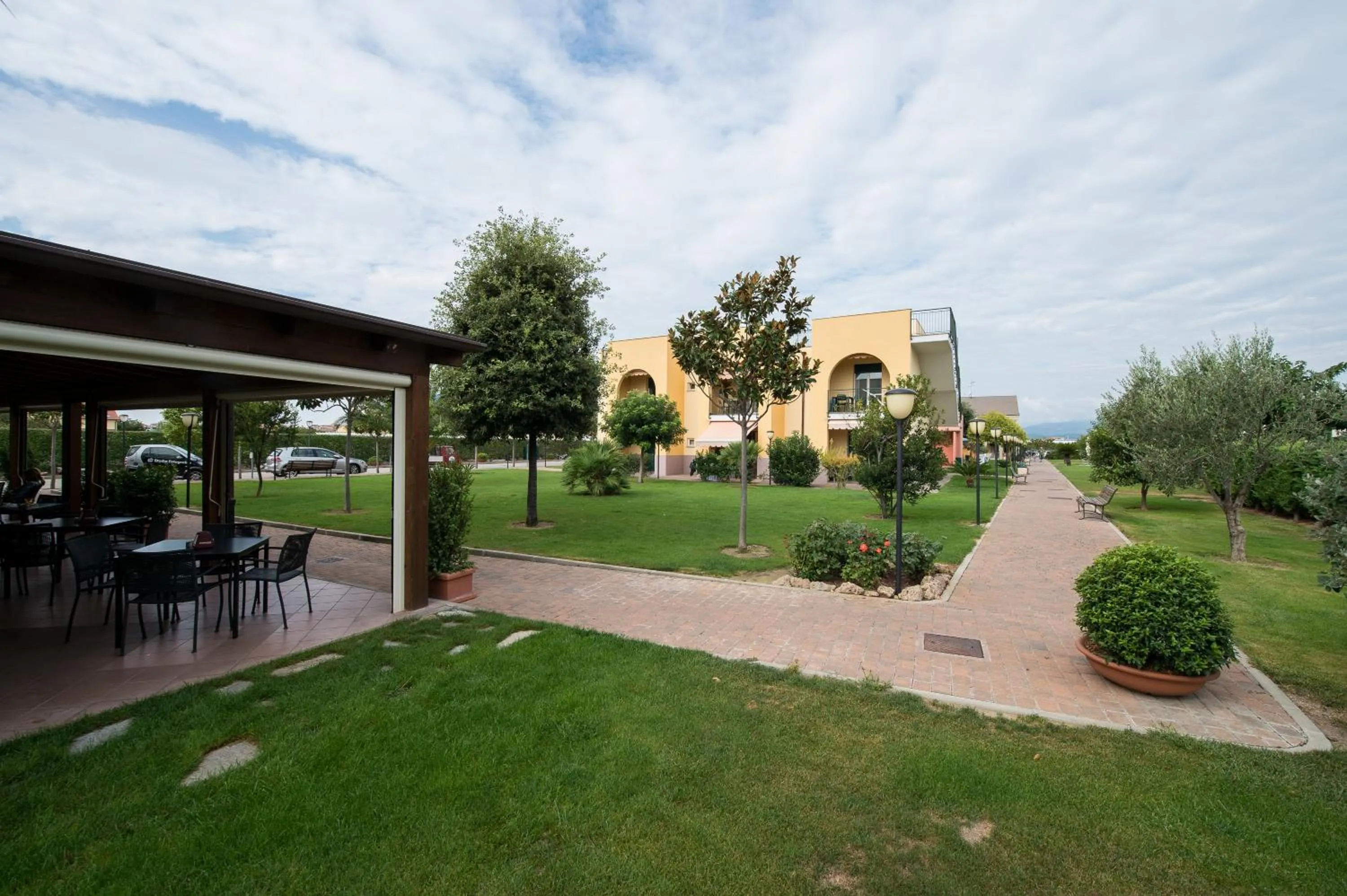 Facade/entrance in Residence Borgomare