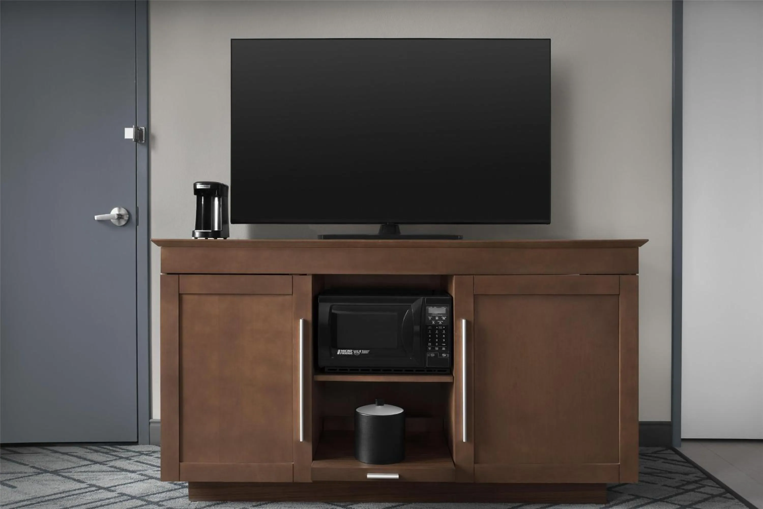 Photo of the whole room in Hampton Inn Indianapolis Downtown Across from Circle Centre