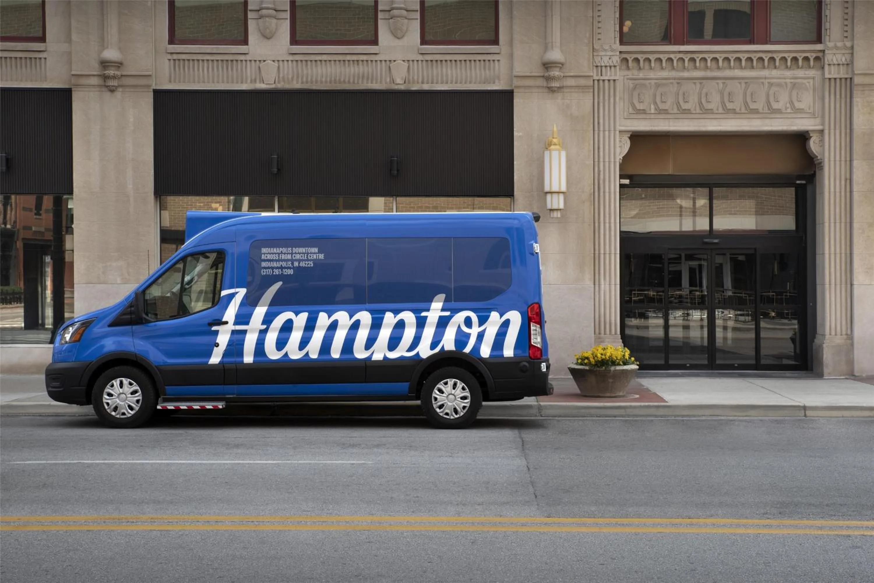 Property building in Hampton Inn Indianapolis Downtown Across from Circle Centre