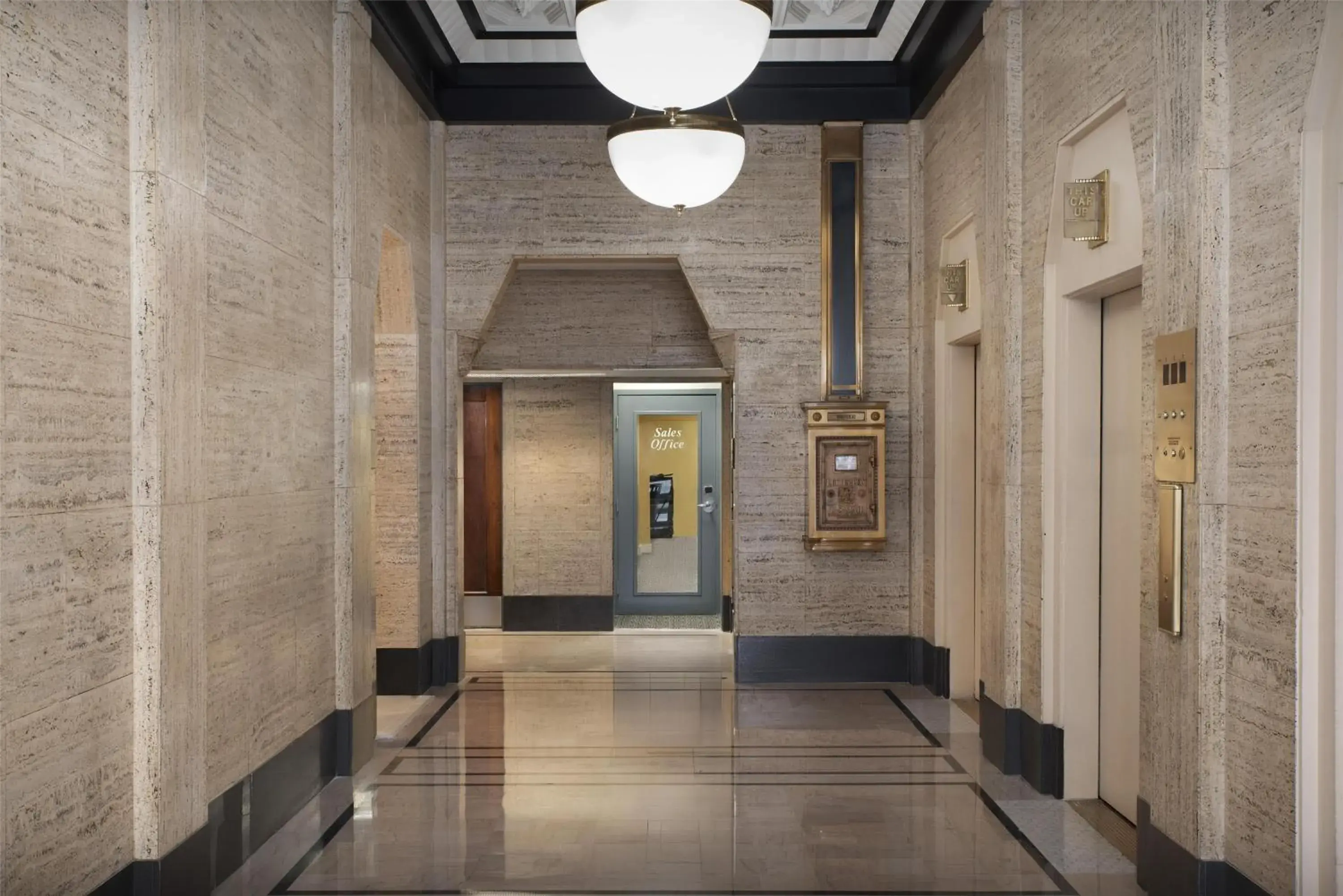 Lobby or reception in Hampton Inn Indianapolis Downtown Across from Circle Centre Lobby or reception in Hampton Inn Indianapolis Downtown Across from Circle Centre