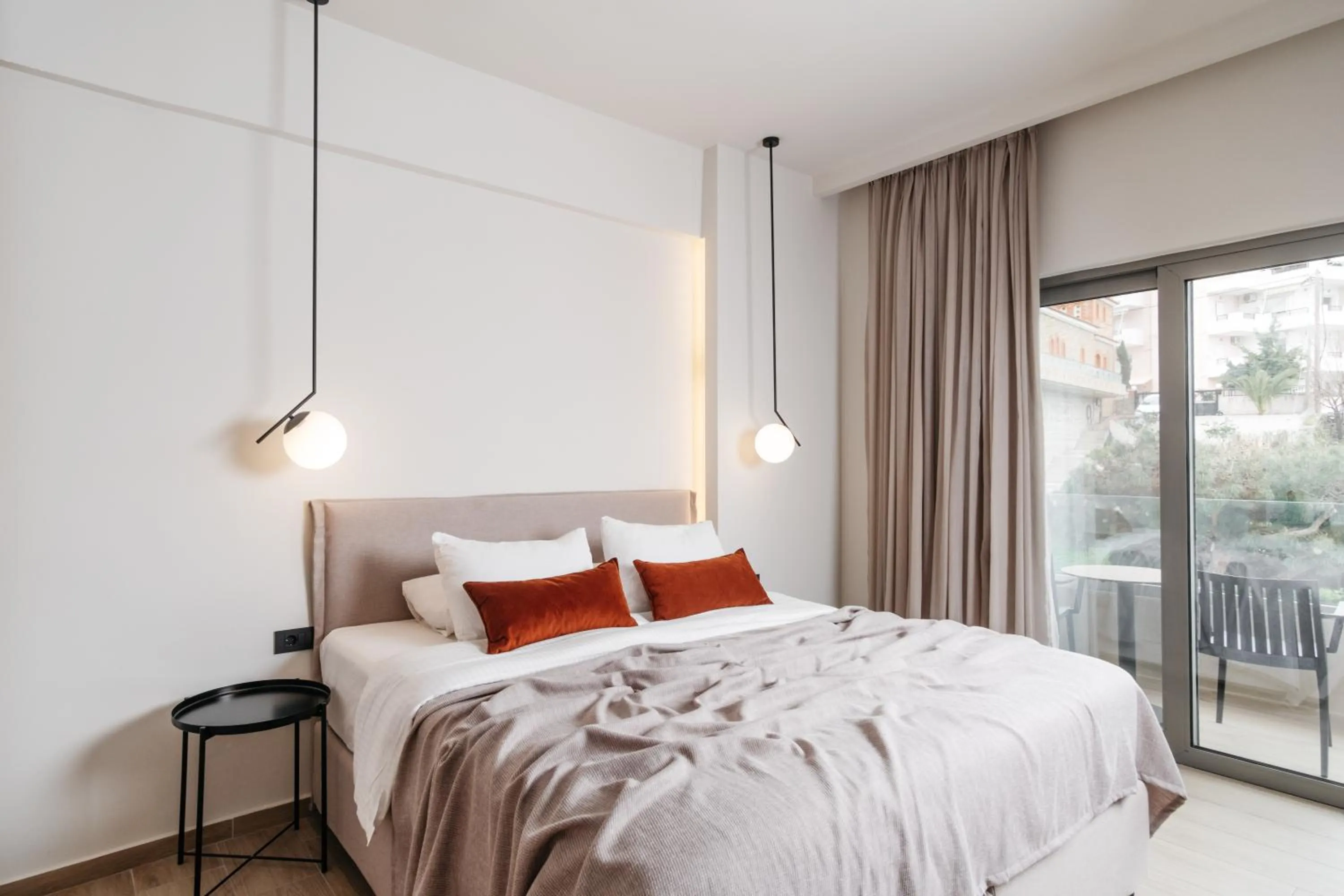 Photo of the whole room, Bed in The City Hotel & Suites