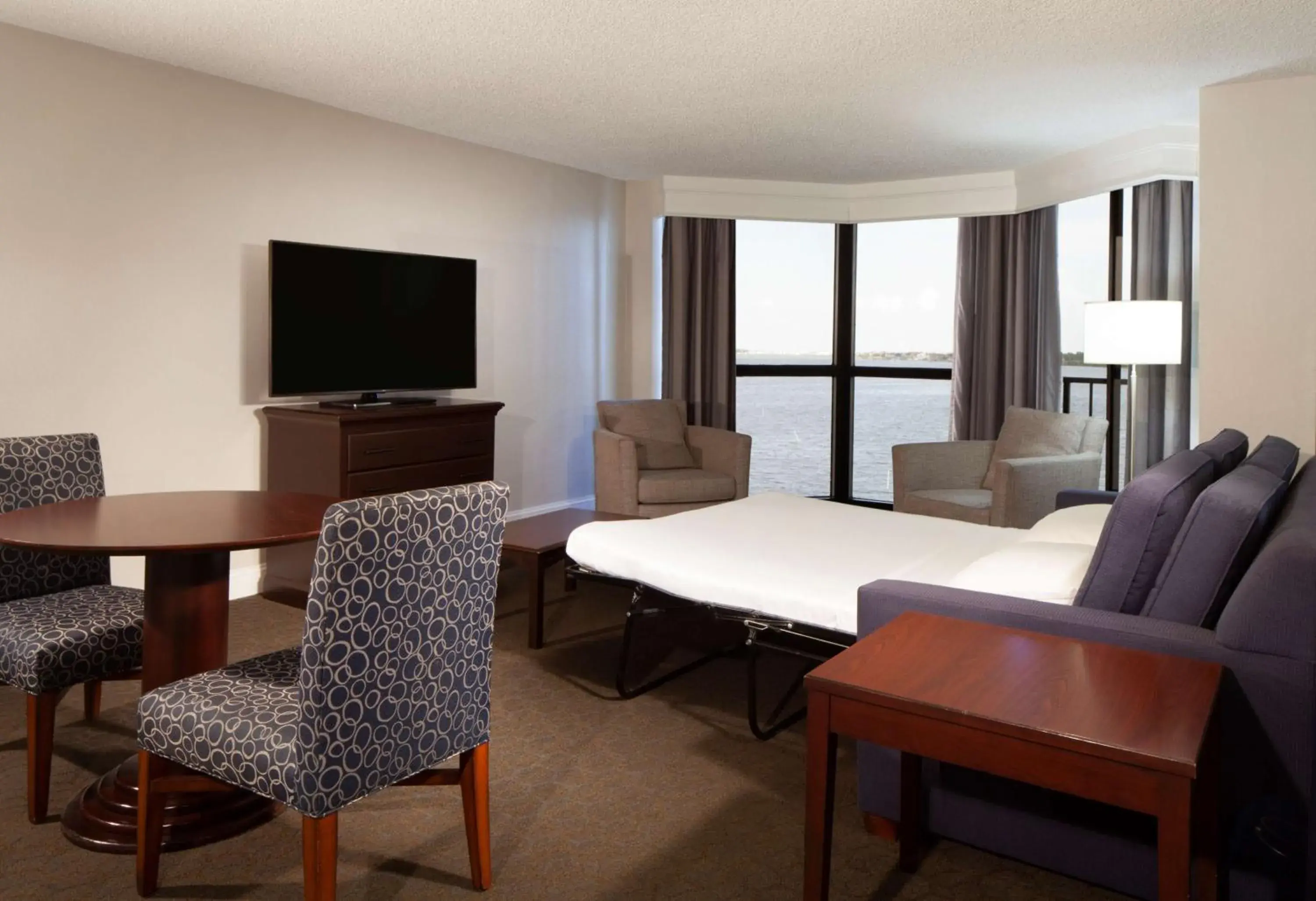 Junior Suite with Two Double Beds and Marina View in Hilton Houston NASA Clear Lake Junior Suite with Two Double Beds and Marina View in Hilton Houston NASA Clear Lake