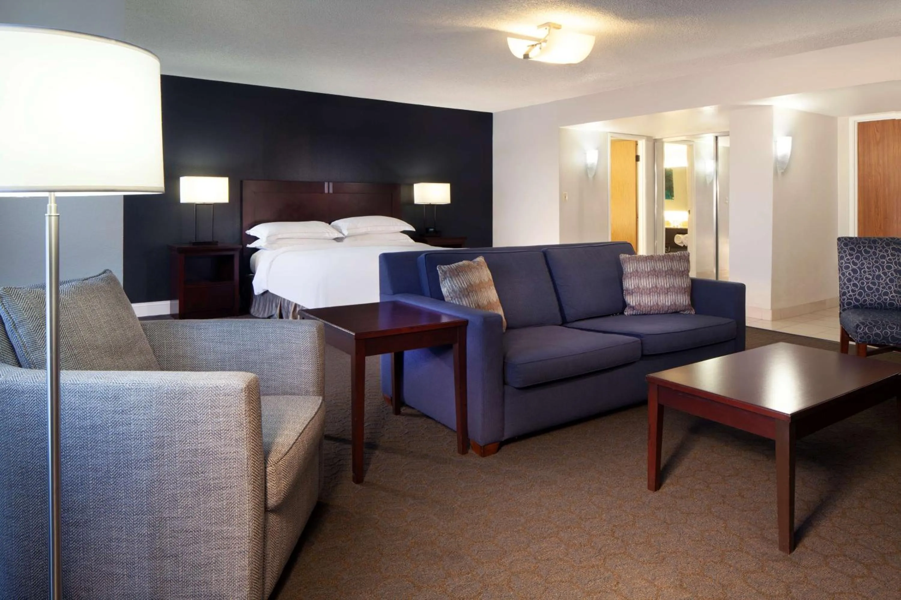 Living room in Hilton Houston NASA Clear Lake