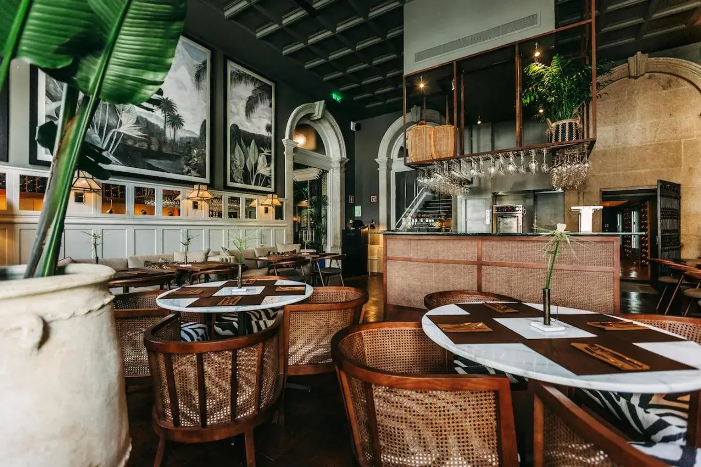 Restaurant/places to eat in Torel 1884 Suites & Apartments Restaurant/places to eat in Torel 1884 Suites & Apartments