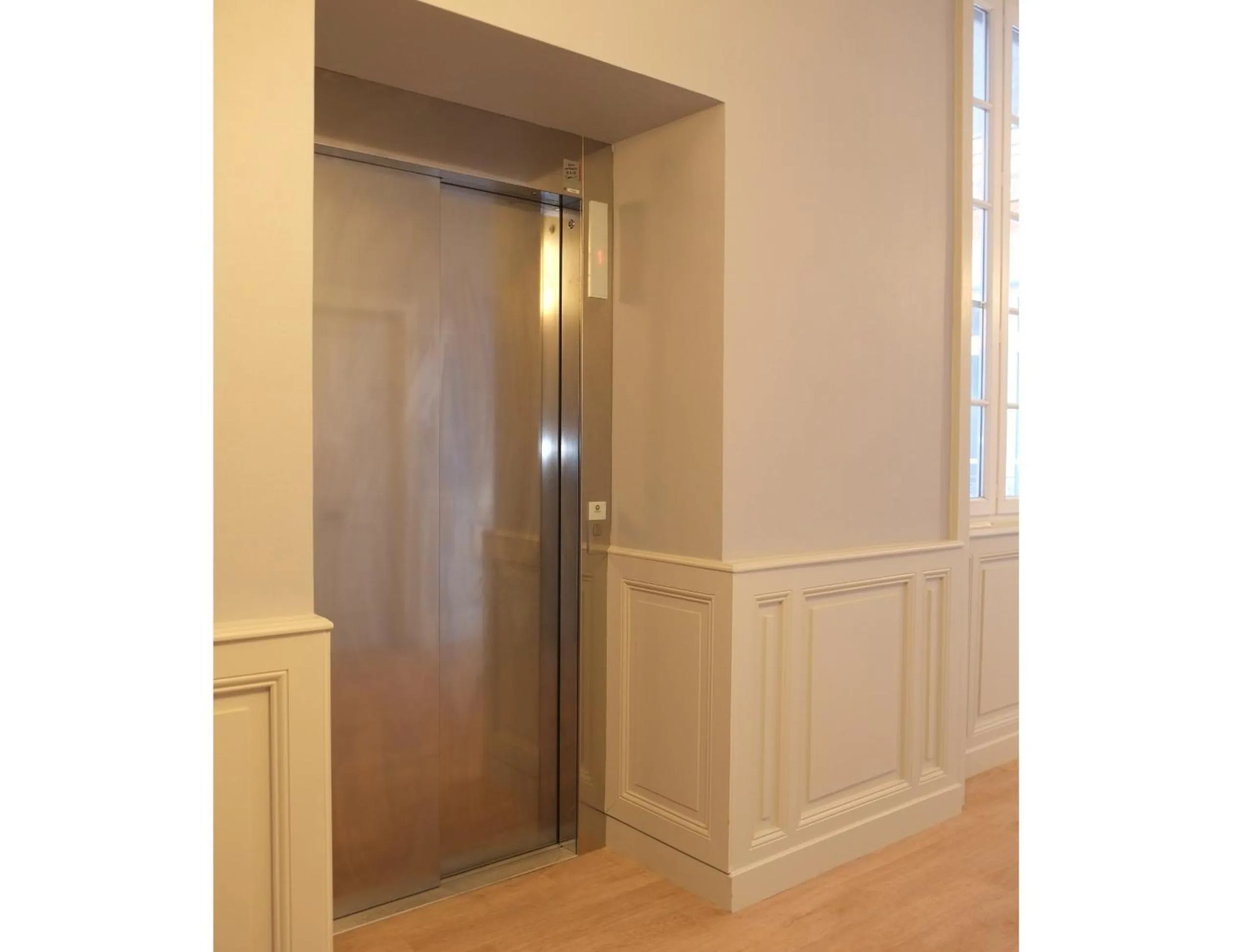 Other in La Maison Blanche - AppartHôtels de charme Chic & Cosy à 350m du cœur de ville de Limoges - Accès autonome