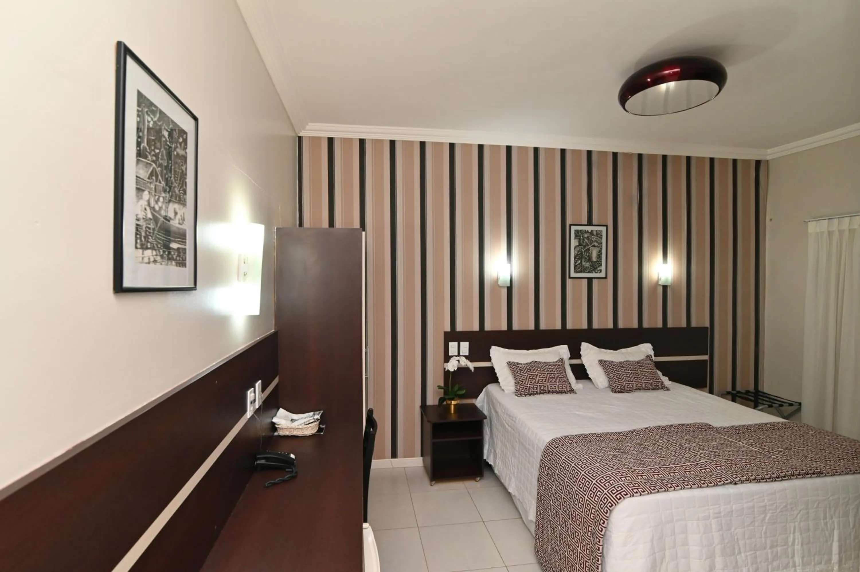 Bed in Hotel São Bento