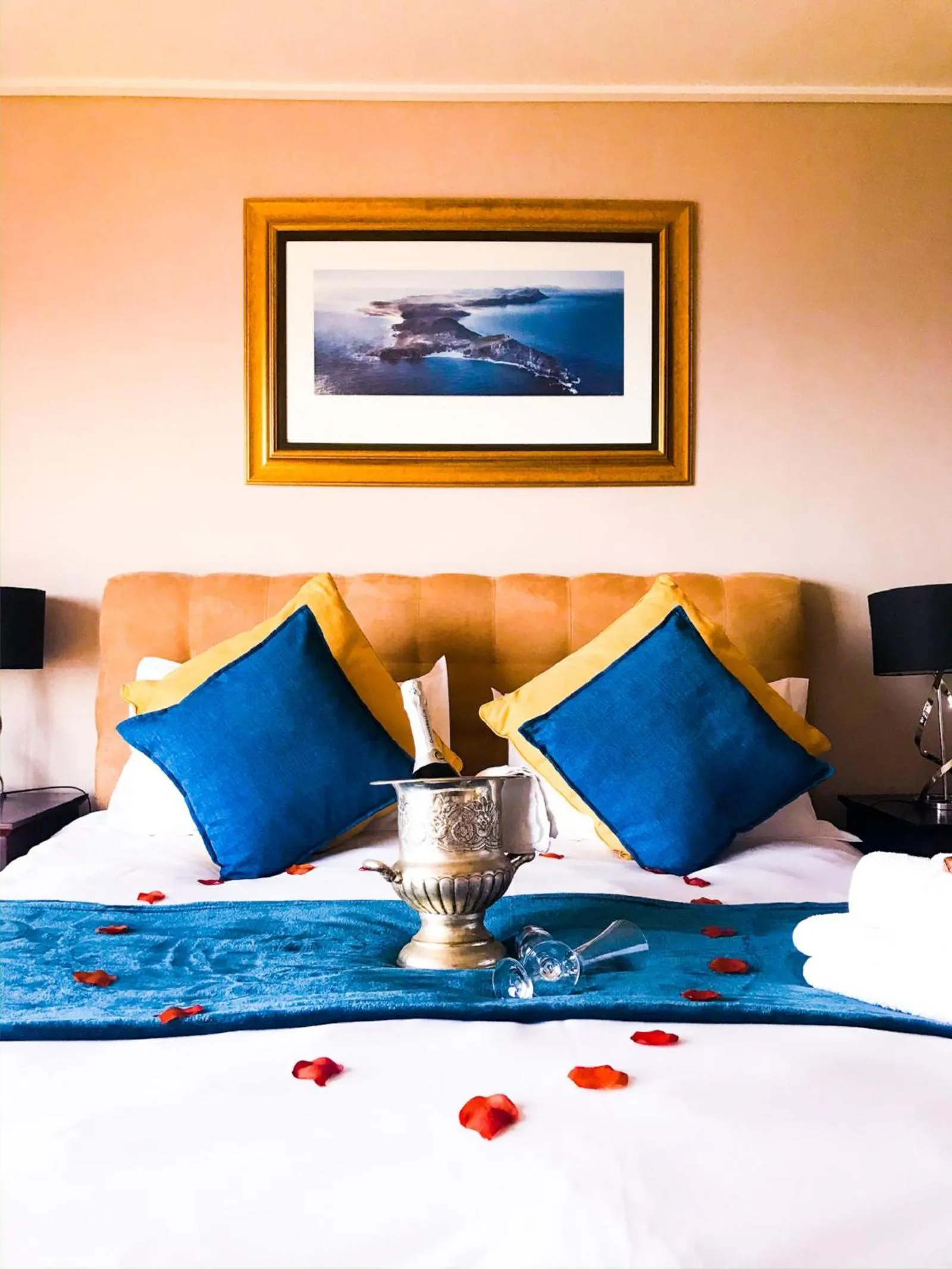 Bed in Aqua Terra Boutique Guesthouse - Simon's Town, Cape Town