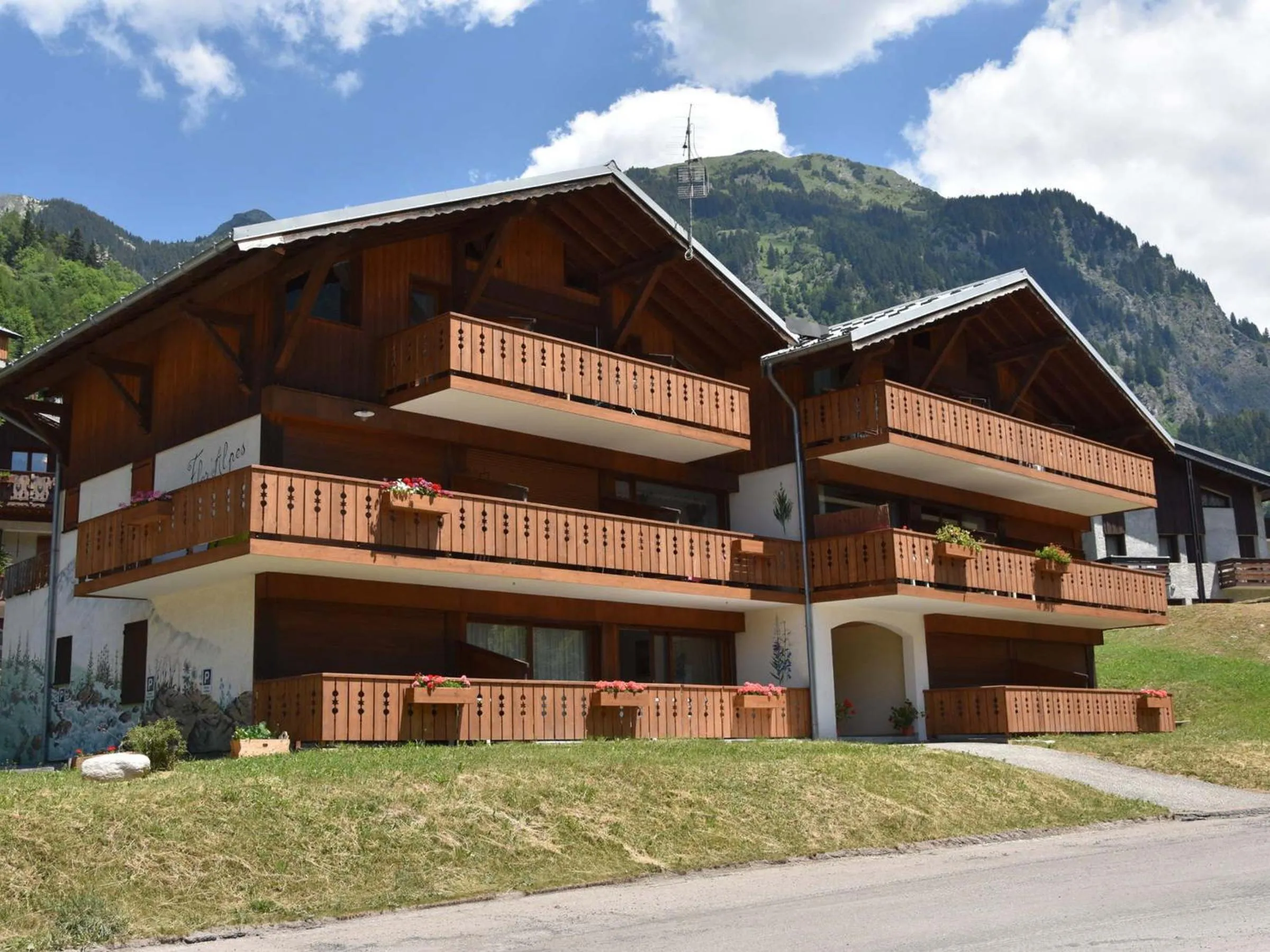 Studio mezzanine à Champagny, 4 pers, balcon sud - FR-1-464-17