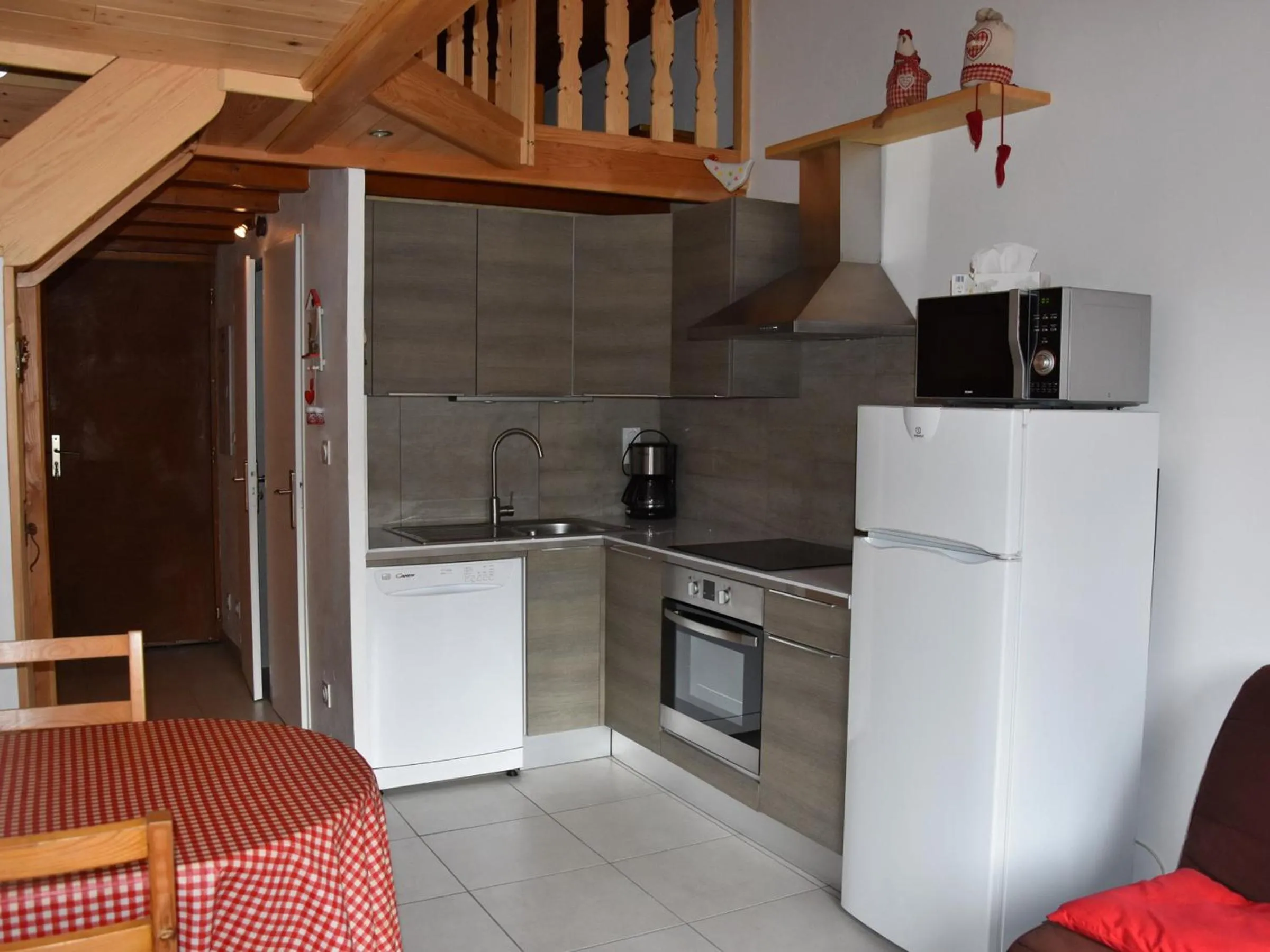 Studio mezzanine à Champagny, 4 pers, balcon sud - FR-1-464-17