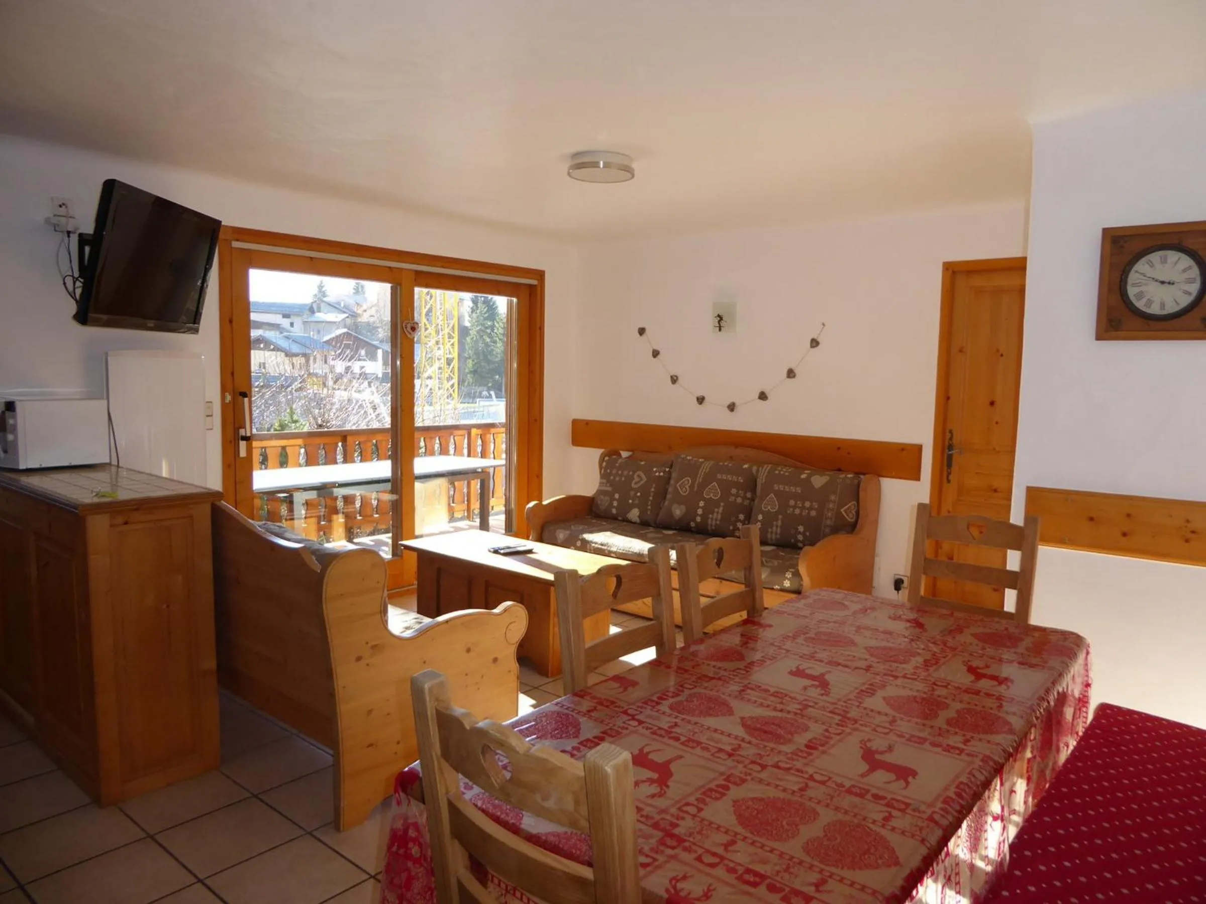Chalet Chaleureux & Spacieux, Grande Terrasse, 8 Pers. - FR-1-464-47