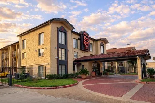 Red Roof Inn & Suites Houston- Hobby Airport