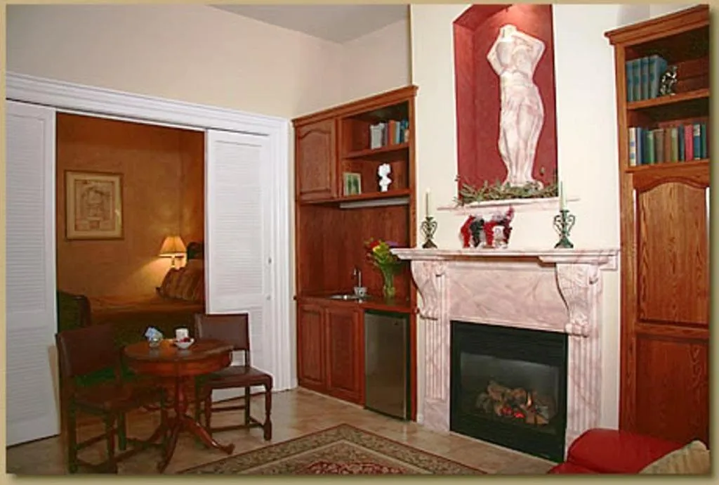 Photo of the whole room in The Napa Inn