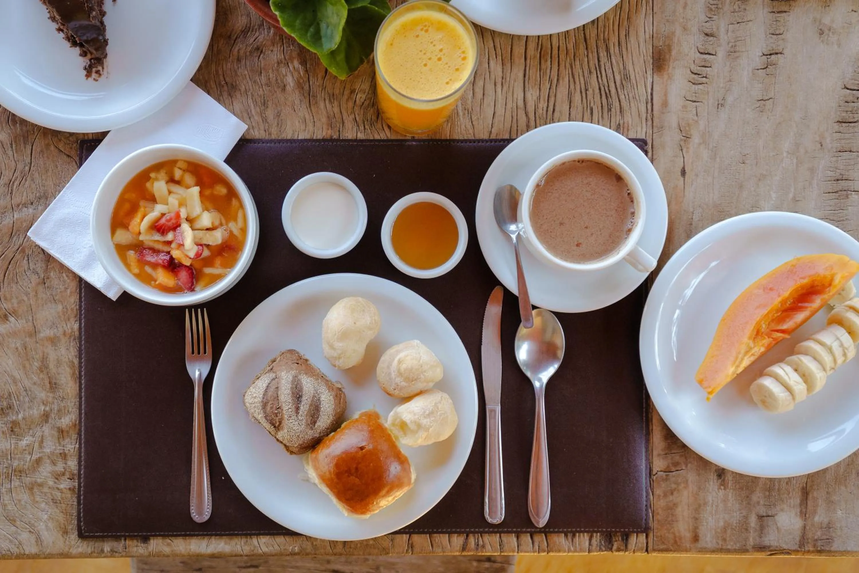 Food and drinks in VELINN Hotel Fazenda Fonte das Hortênsias