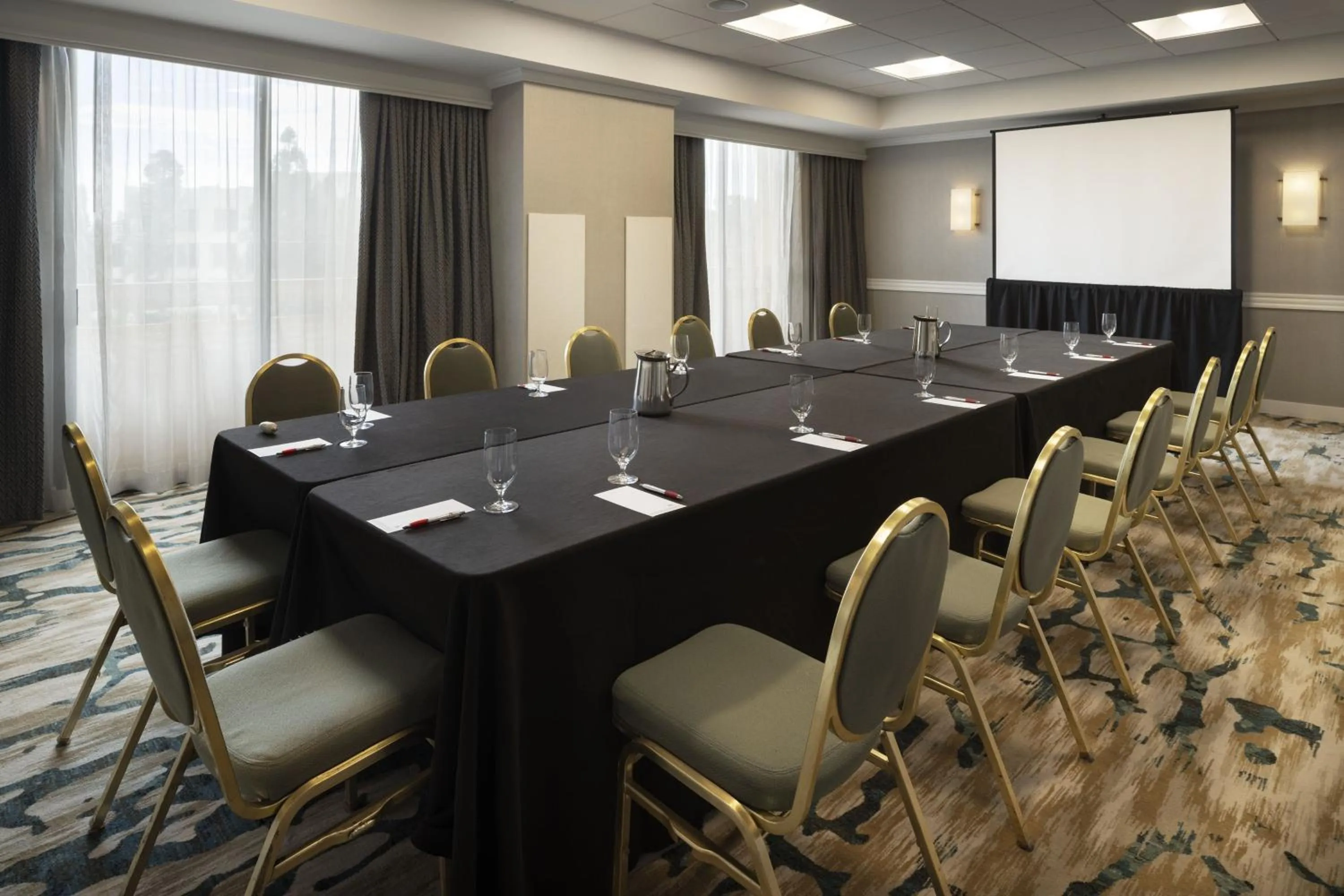 Lounge or bar in San Diego Marriott La Jolla