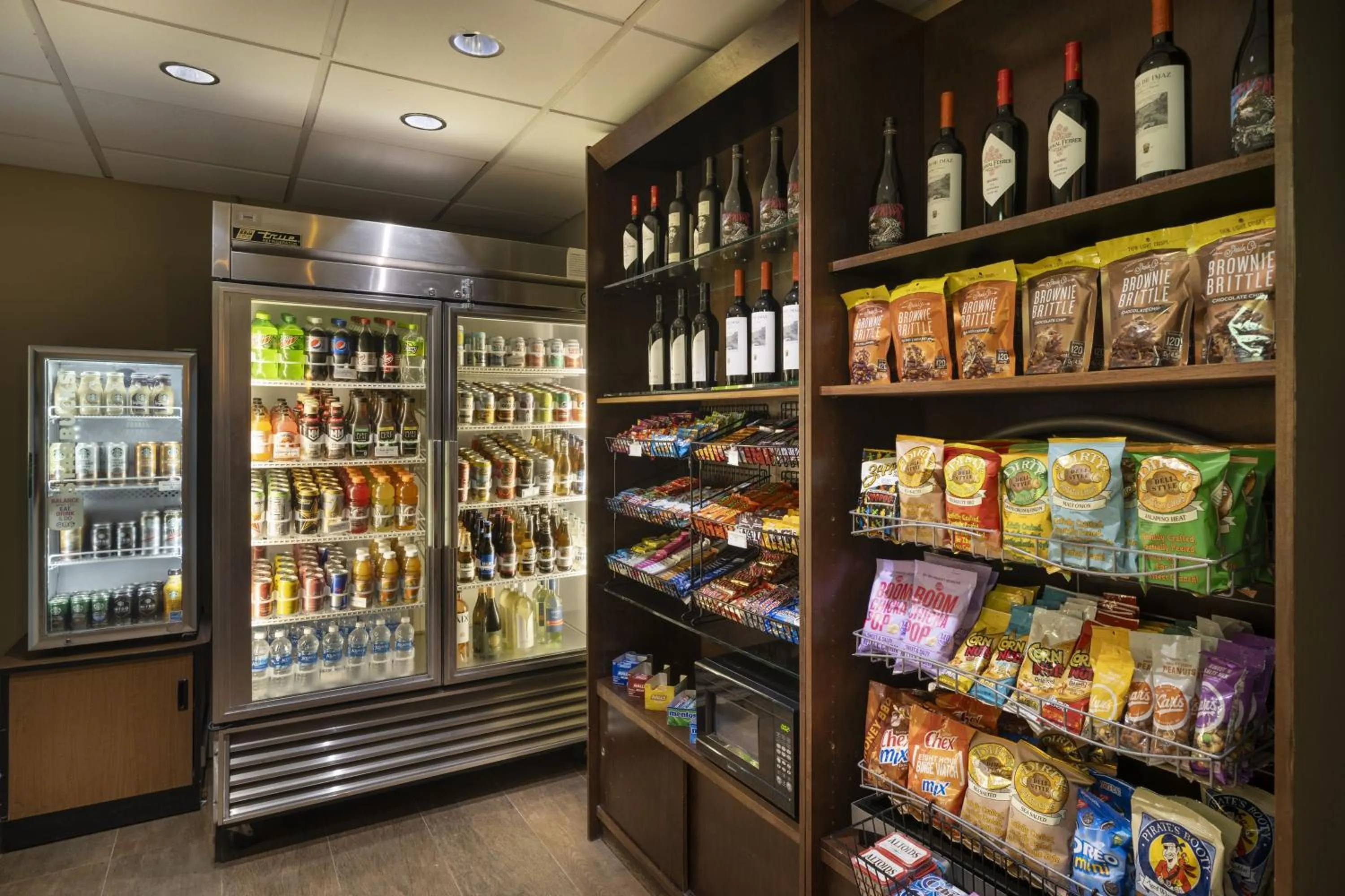 Restaurant/places to eat in San Diego Marriott La Jolla