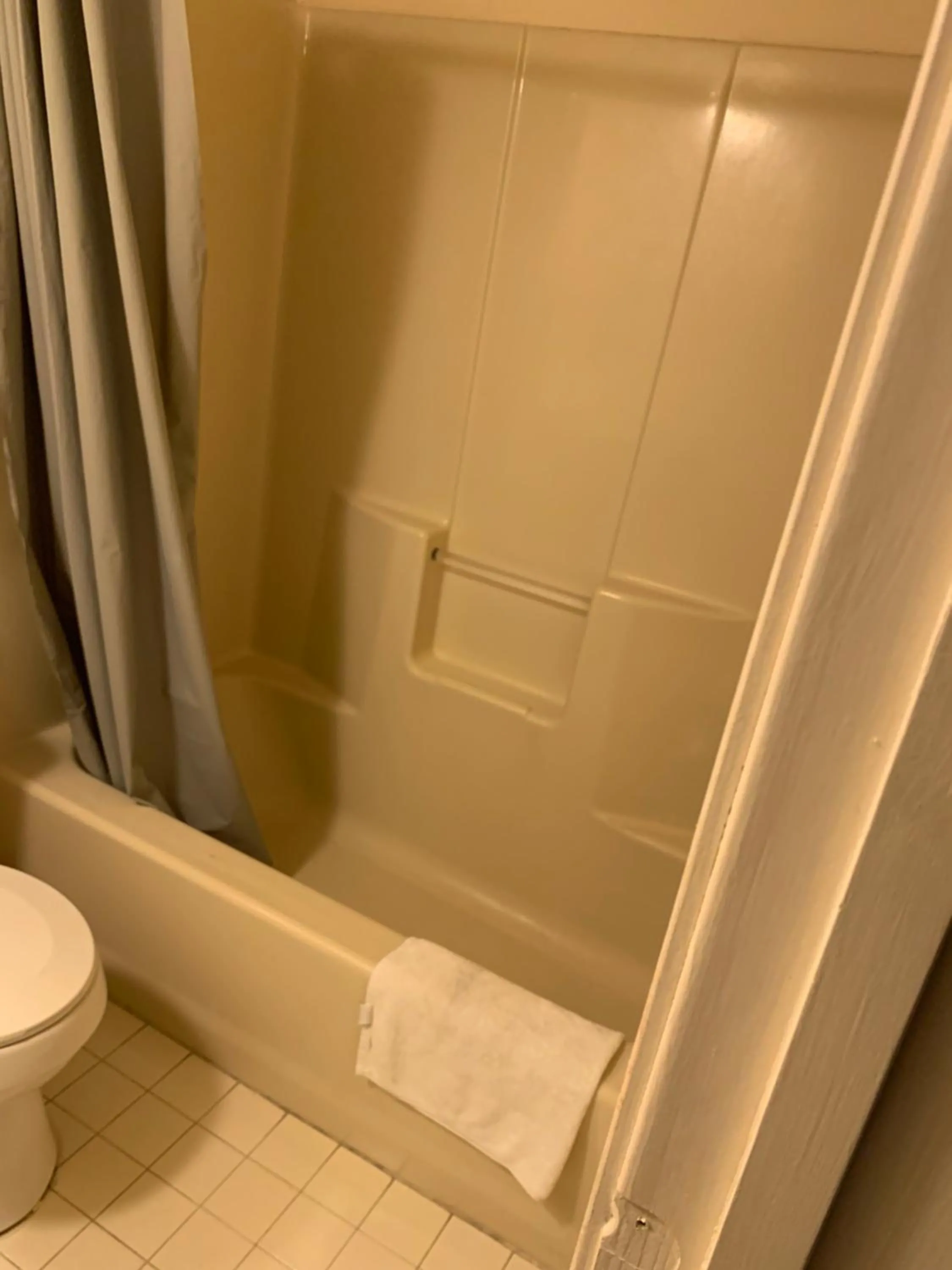 Double Room in Summer Place Hotel