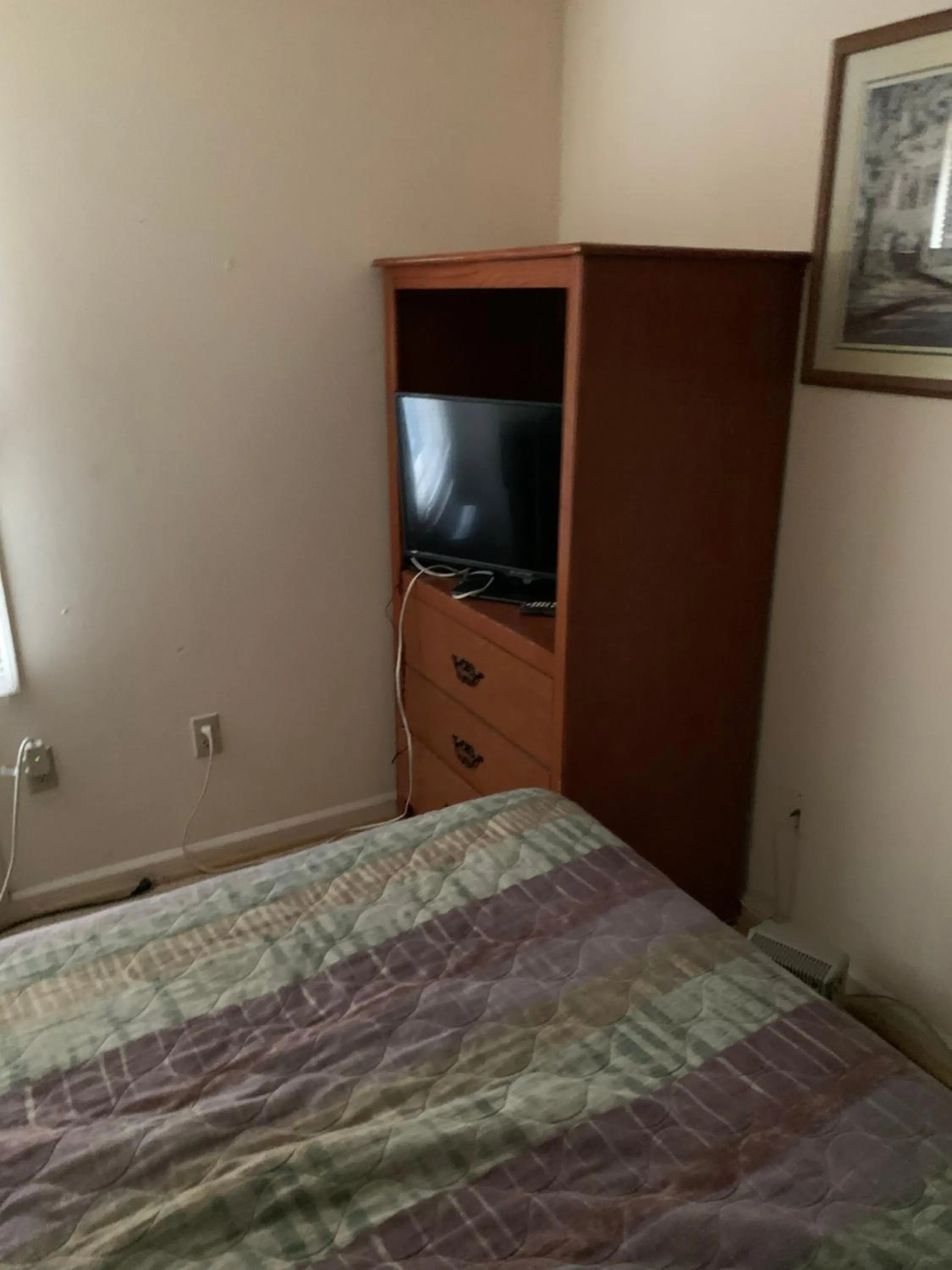 Summer Place Hotel