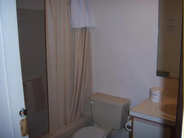 Standard Double Room in Summer Place Hotel Standard Double Room in Summer Place Hotel