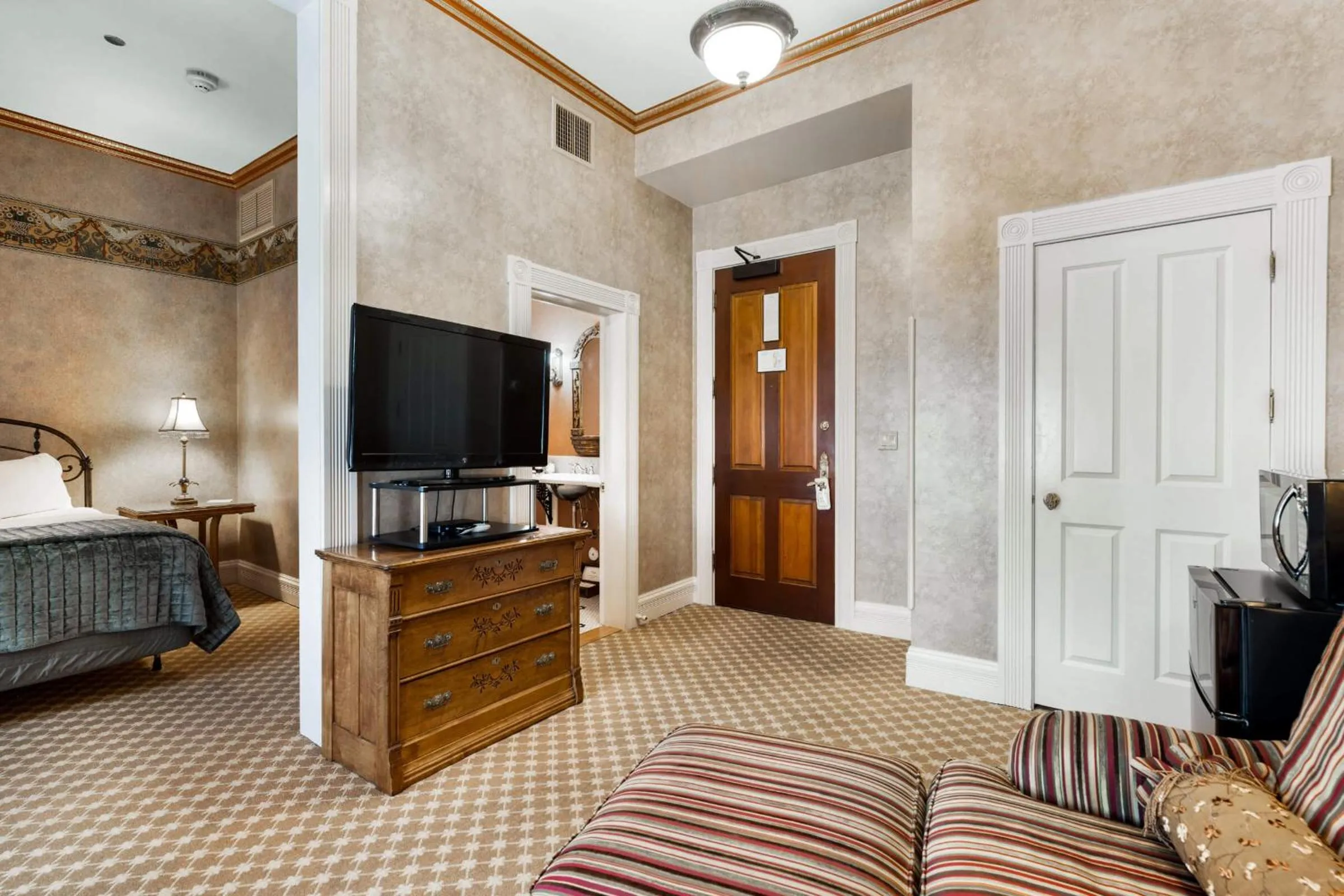 Bed in Beaumont Hotel and Spa - Adults Only