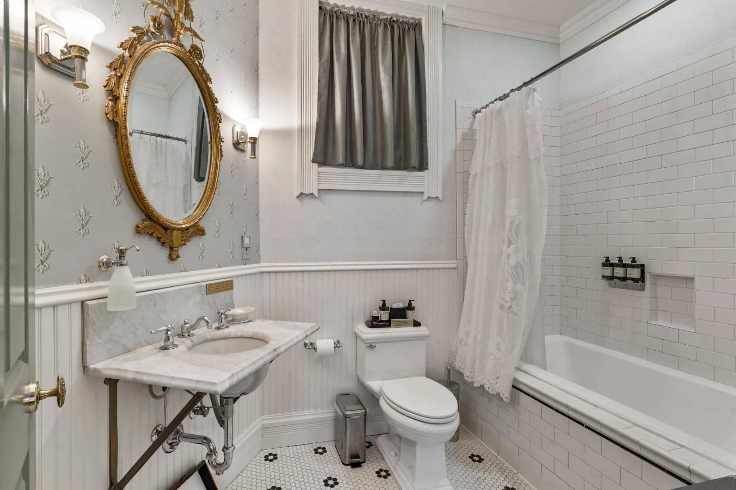 Beaumont Hotel and Spa - Adults Only