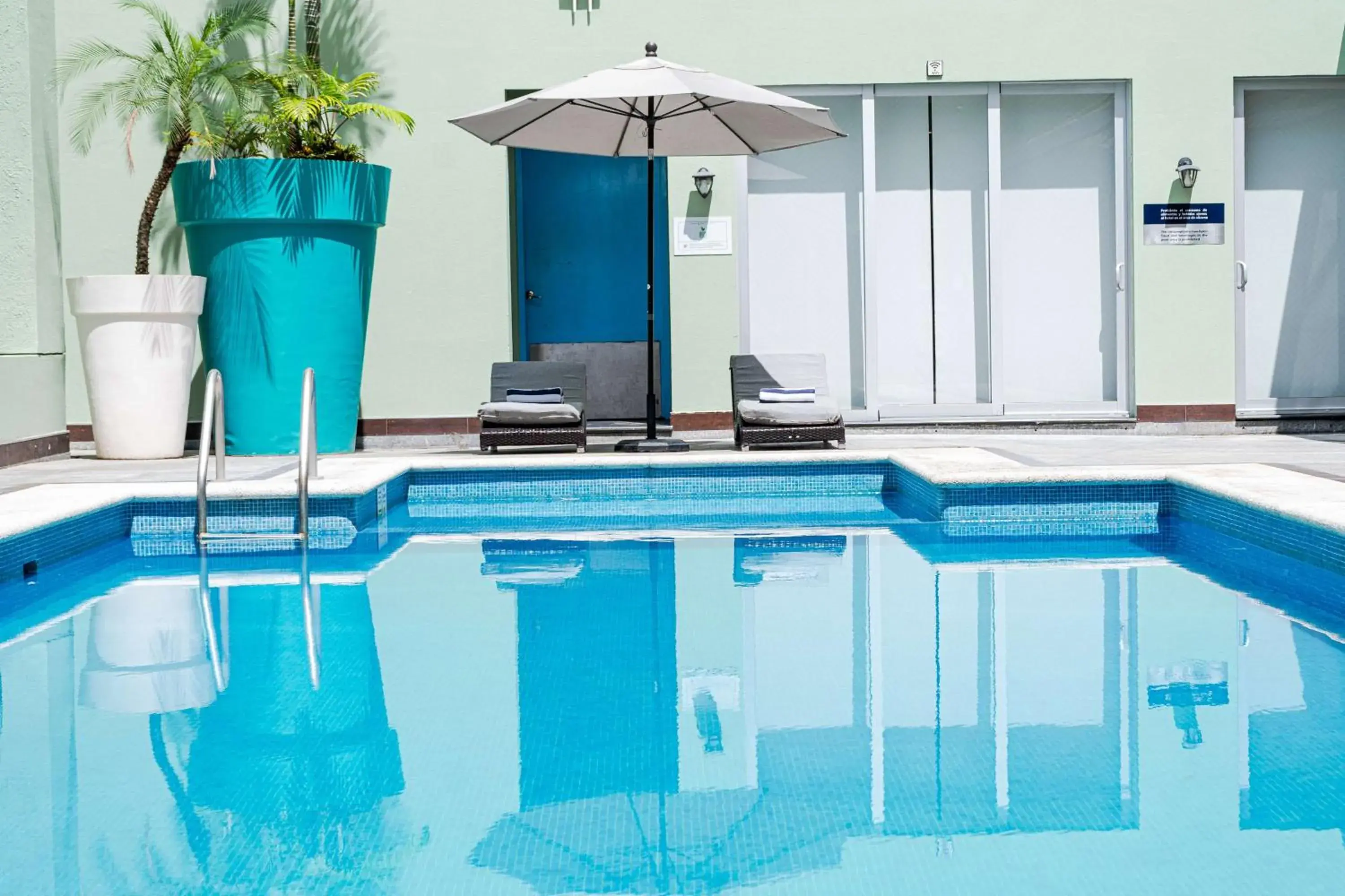 Pool view in Hampton by Hilton Veracruz Boca Del Rio Pool view in Hampton by Hilton Veracruz Boca Del Rio