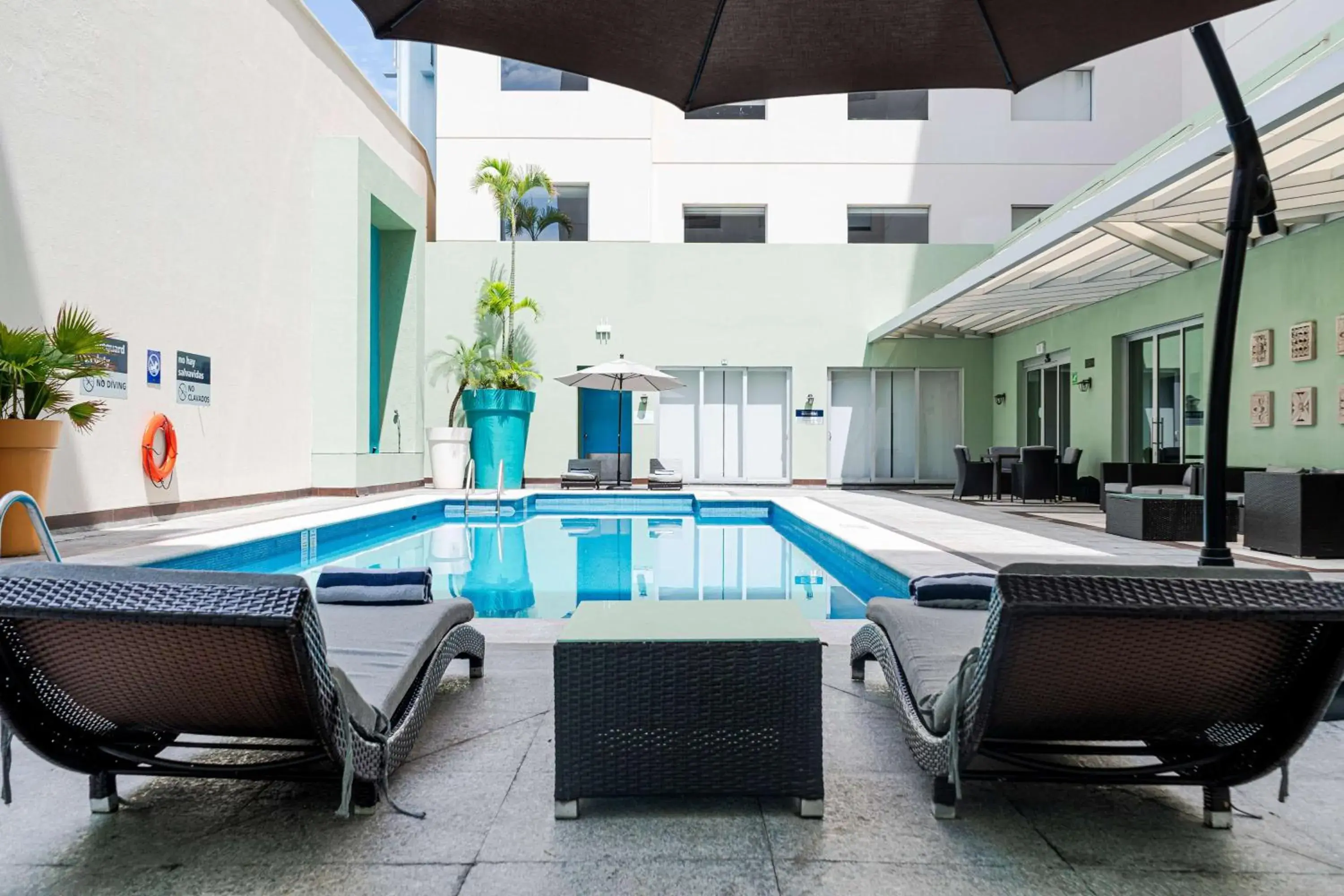 Pool view in Hampton by Hilton Veracruz Boca Del Rio Pool view in Hampton by Hilton Veracruz Boca Del Rio