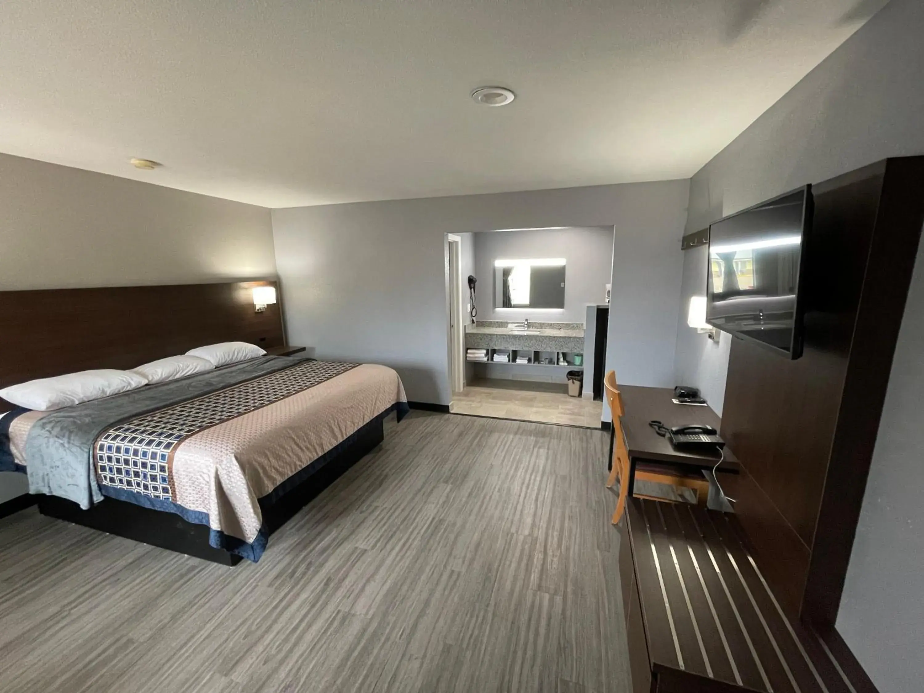 Bed in Ridge Motel Bed in Ridge Motel