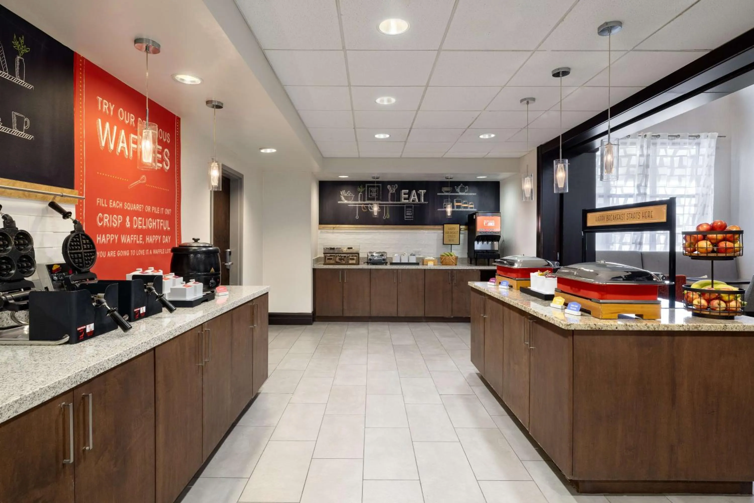 Breakfast in Hampton Inn & Suites Columbia South Fort Meade Area