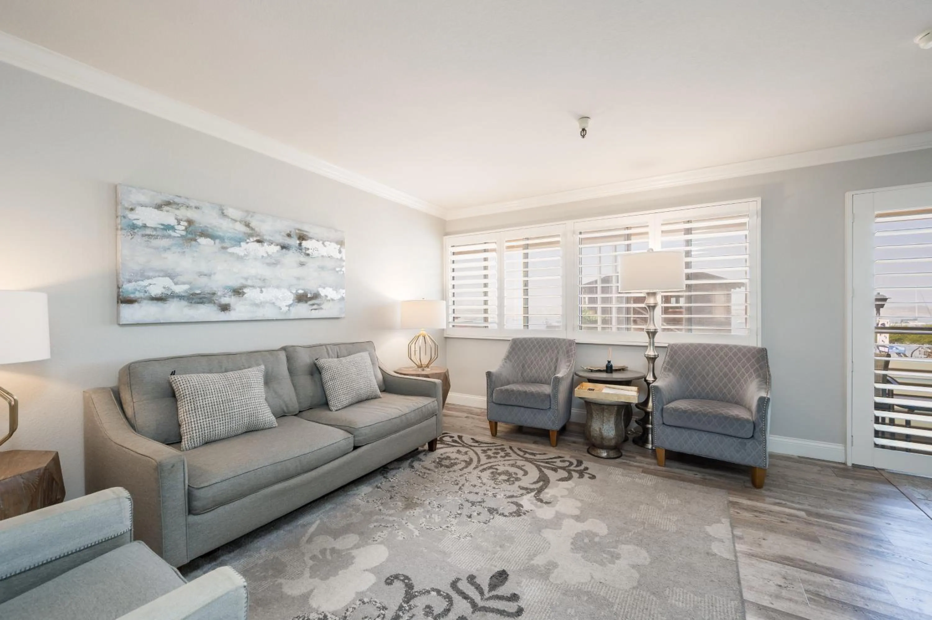 Living room in 456 Embarcadero Inn & Suites