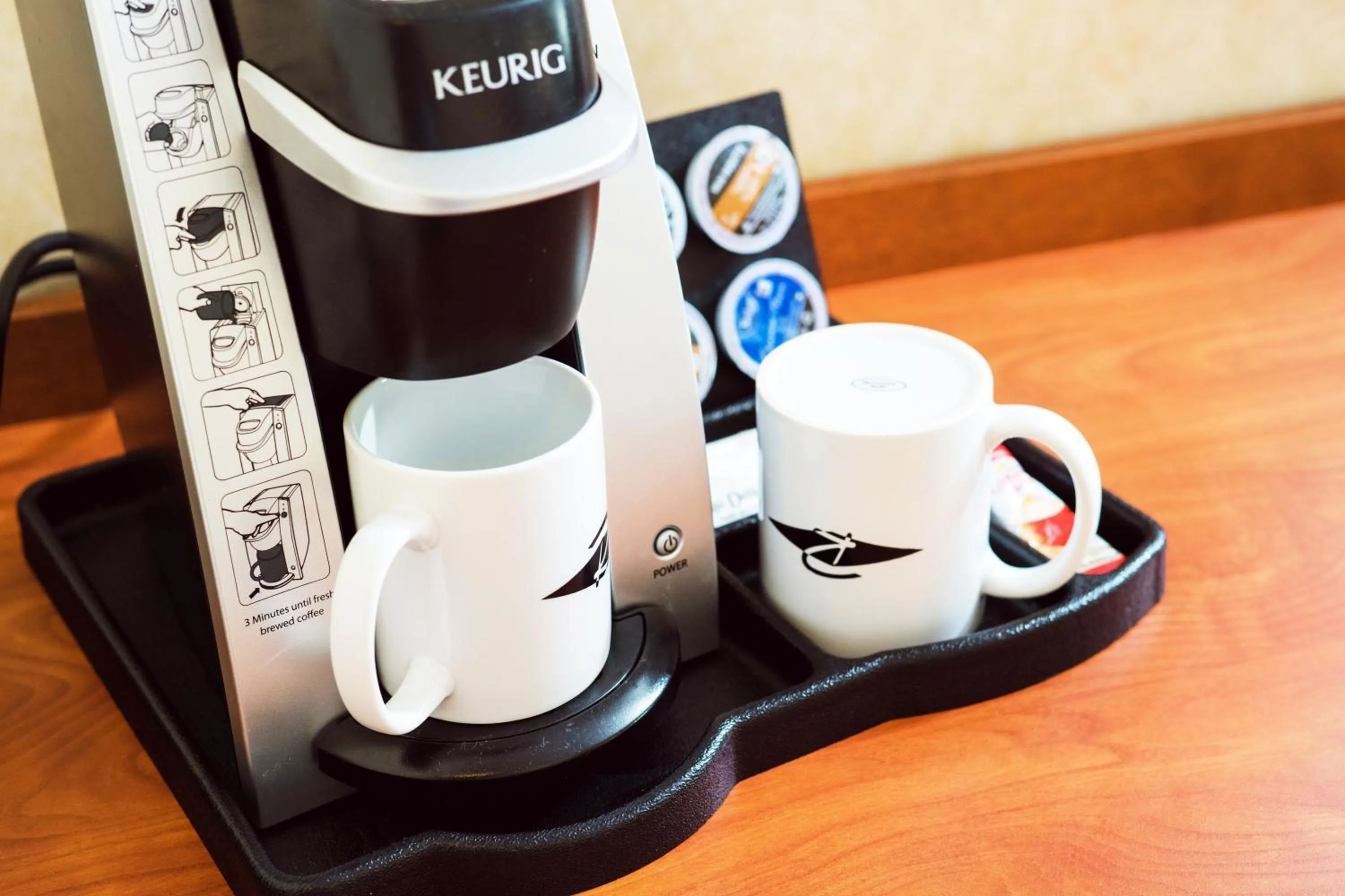Coffee/tea facilities in Rosslyn Inn & Suites