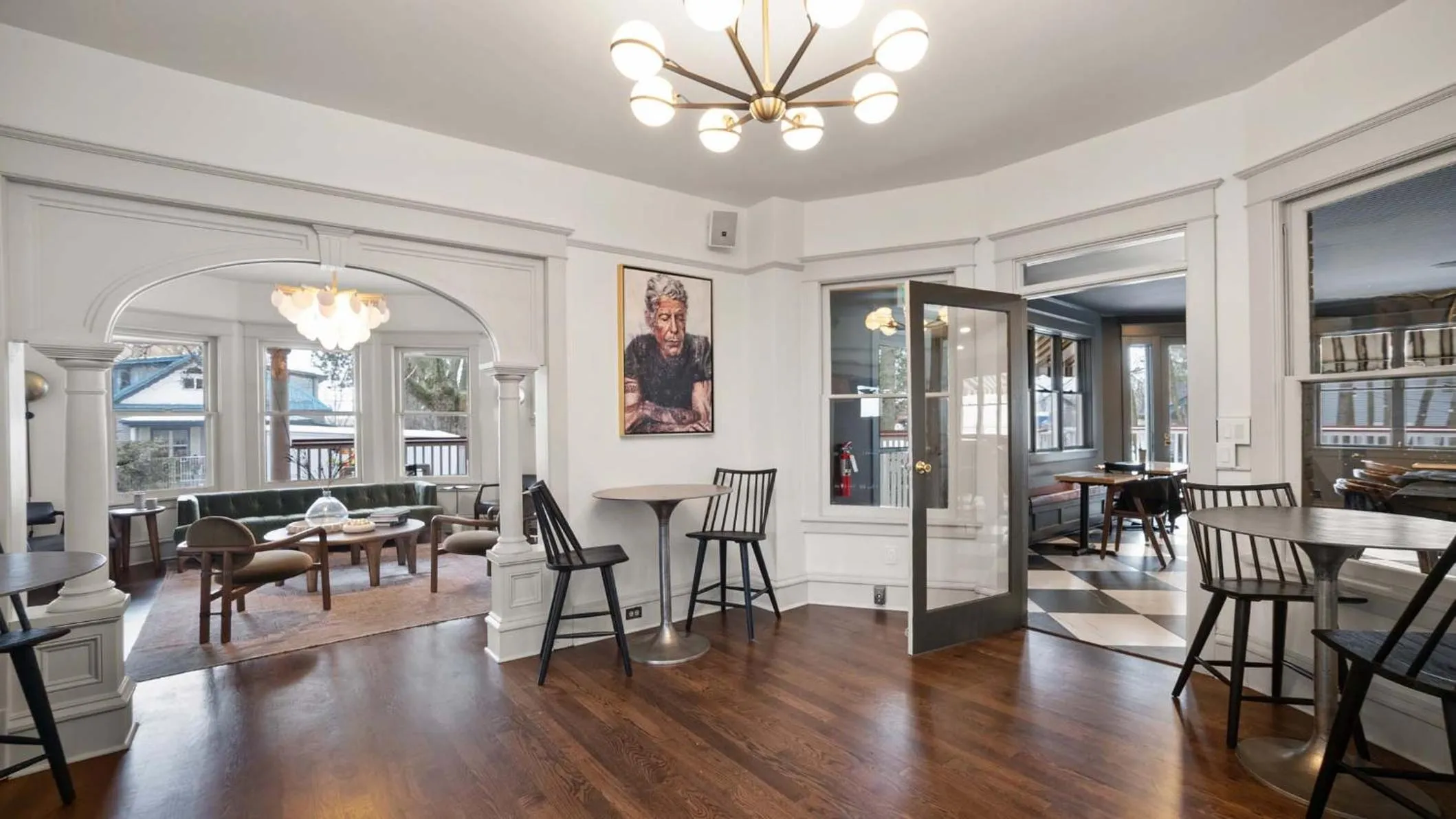 Property building in Greenbriar Inn