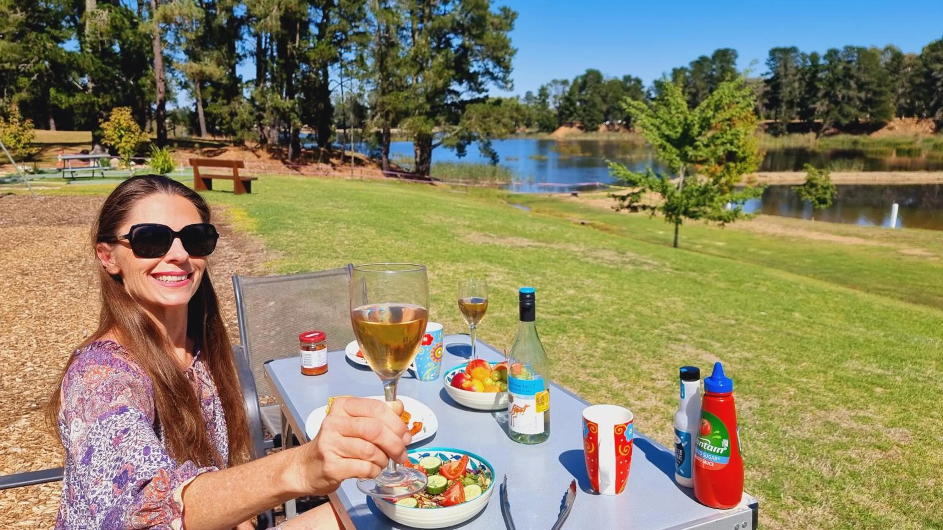 Summer in Beechworth Lake Sambell Caravan Park