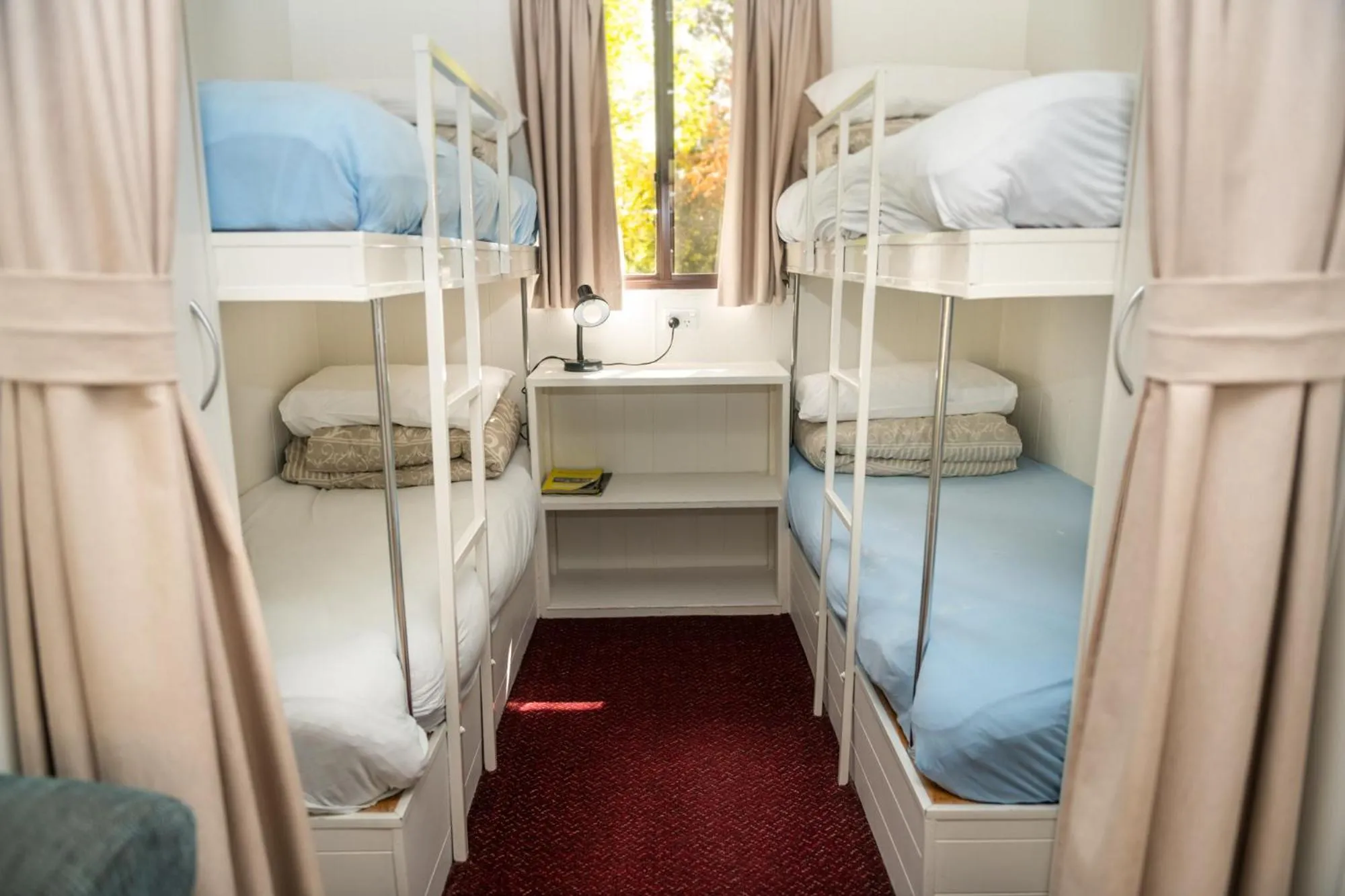 bunk bed, Bed in Beechworth Lake Sambell Caravan Park
